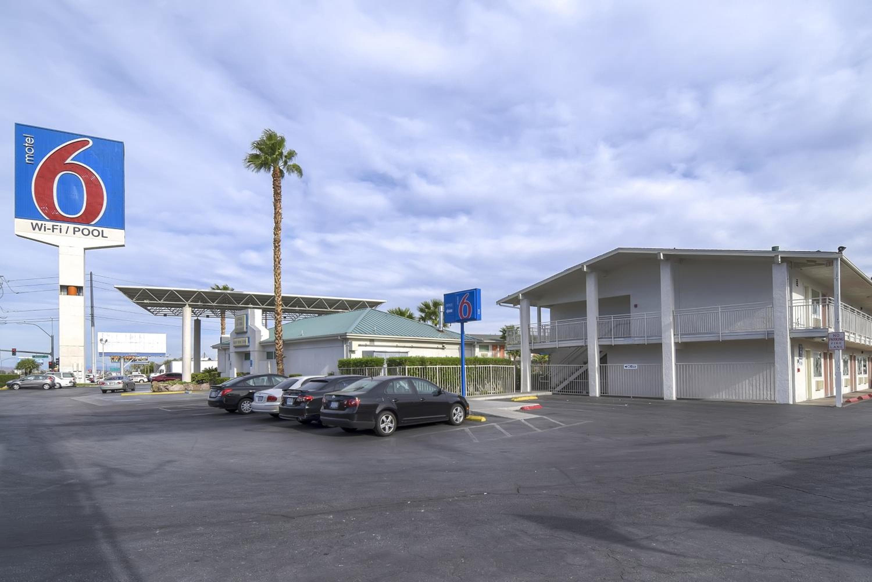 Studio 6 Suites Las Vegas, NV - Tropicana — 25