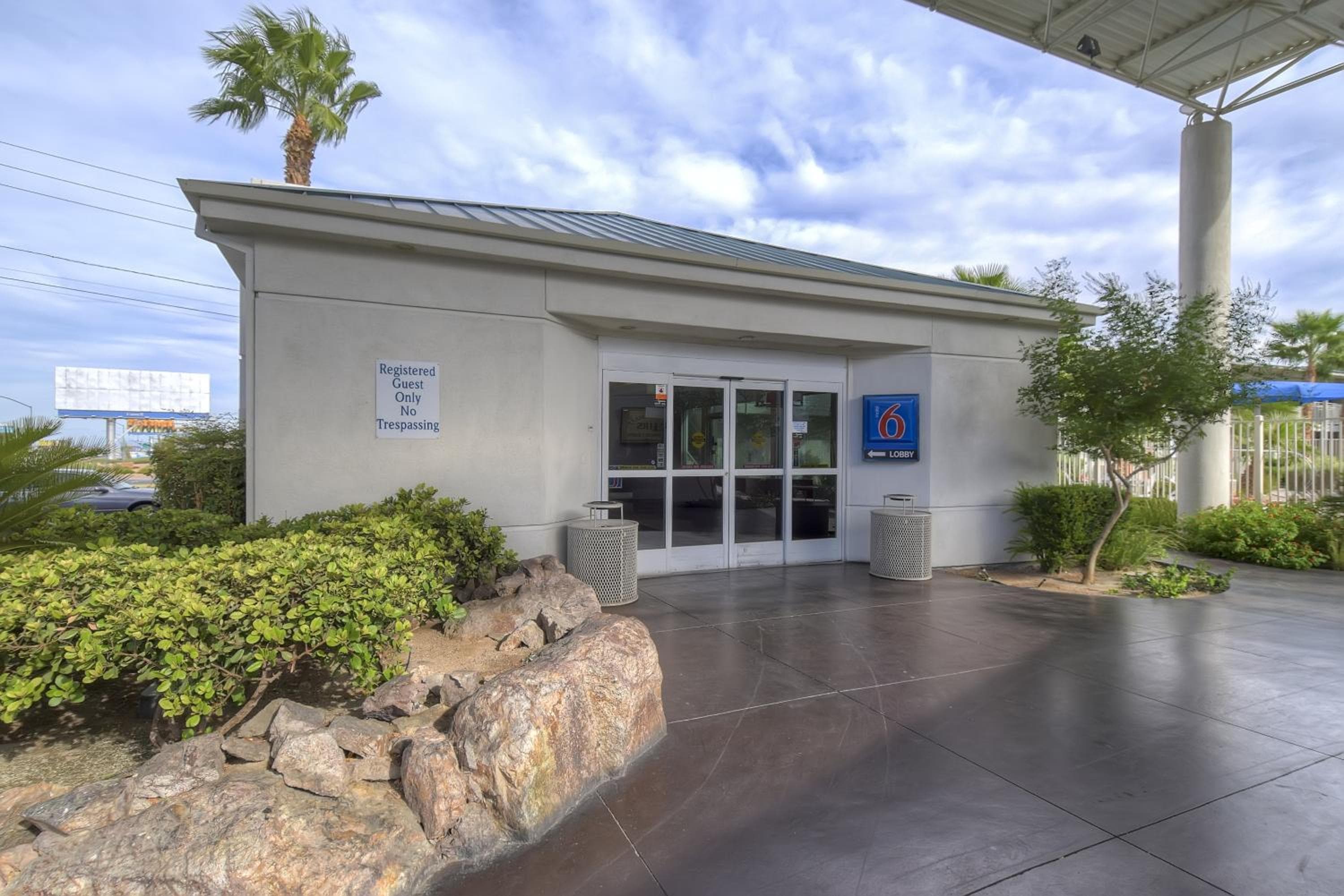 Studio 6 Suites Las Vegas, NV - Tropicana — 17