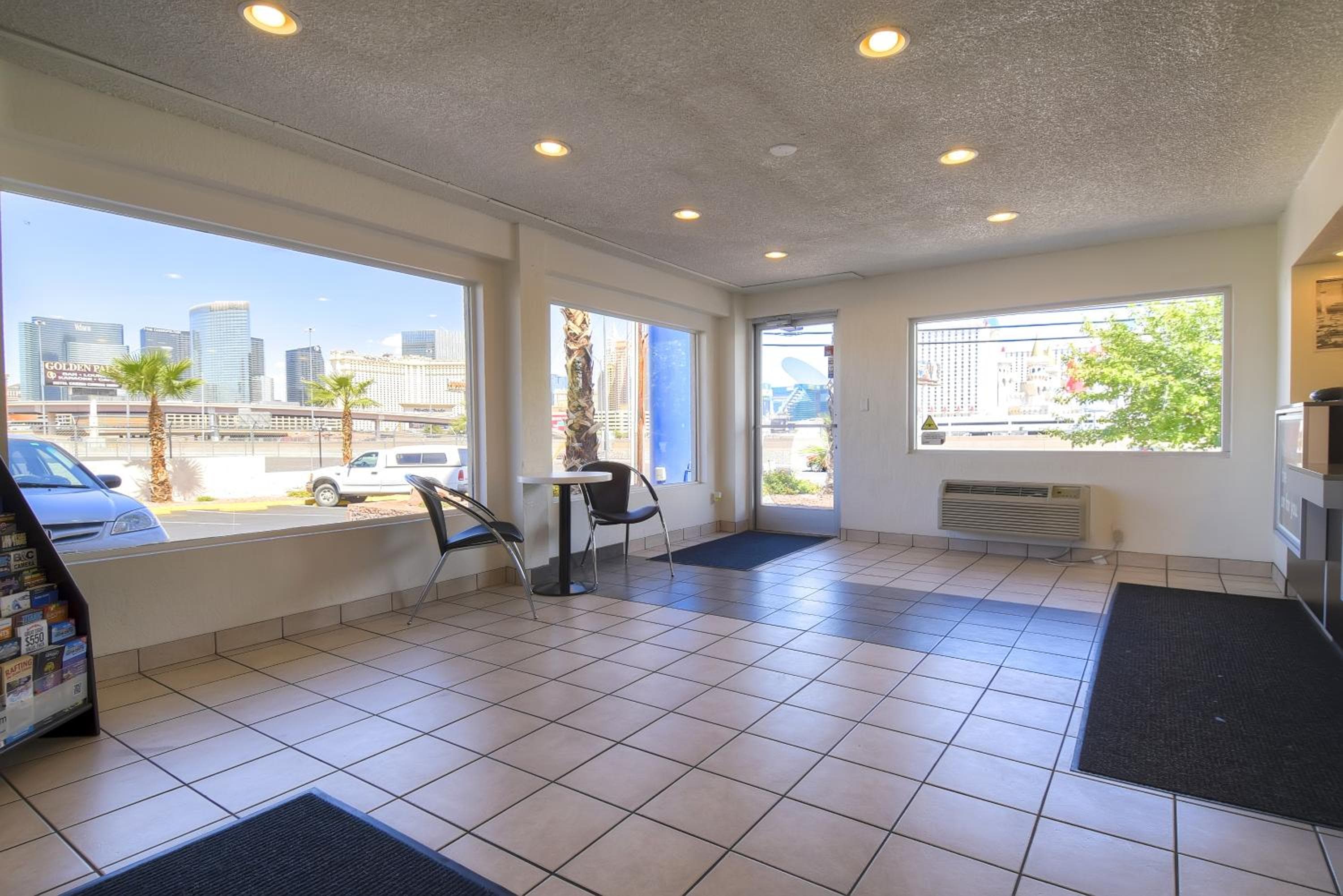Park Inn by Radisson, Las Vegas I-15 — 3