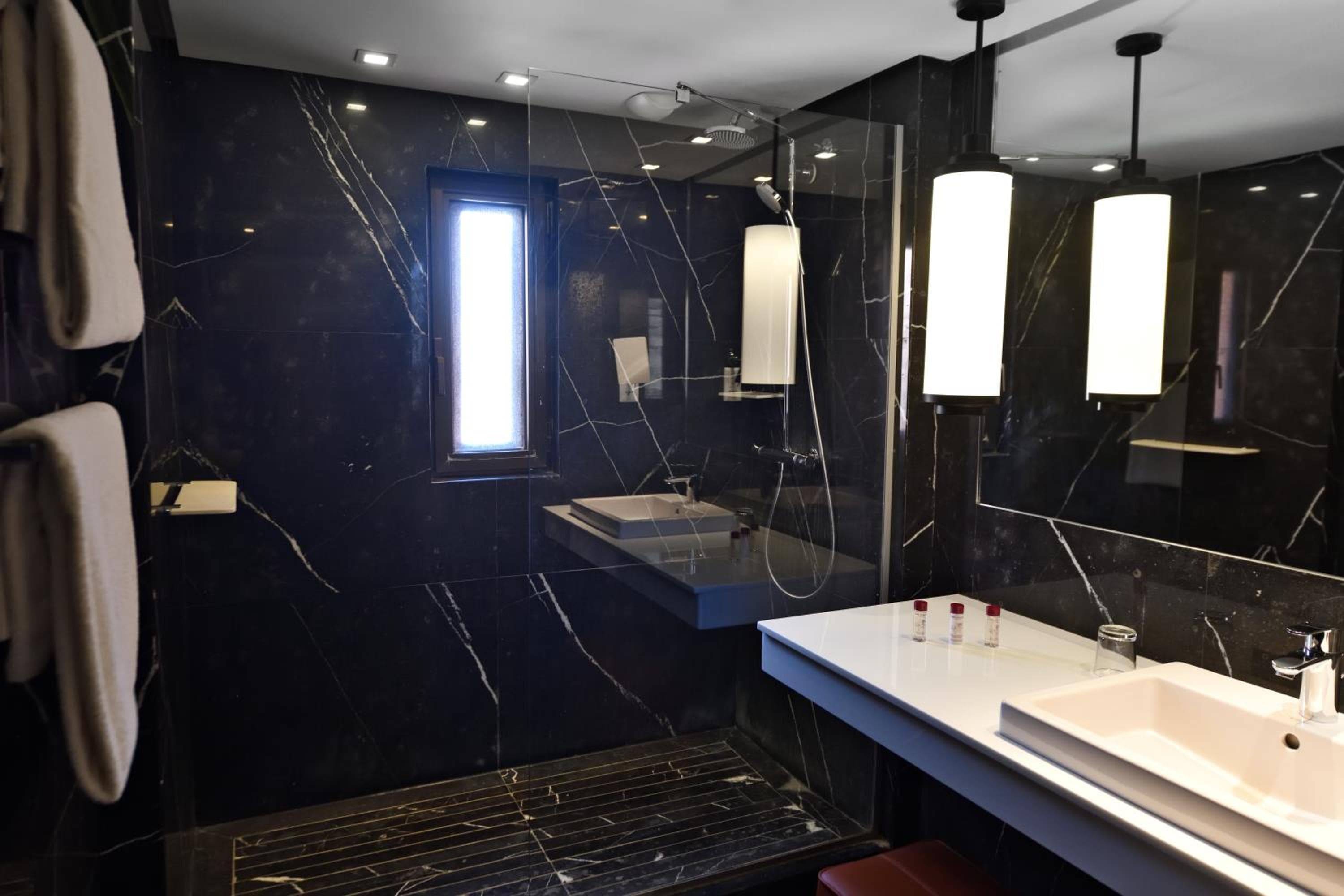 Mövenpick Hotel Mansour Eddahbi Marrakech hotel, Avenue Mohamed VI, Marrakech, Morocco — photo 98