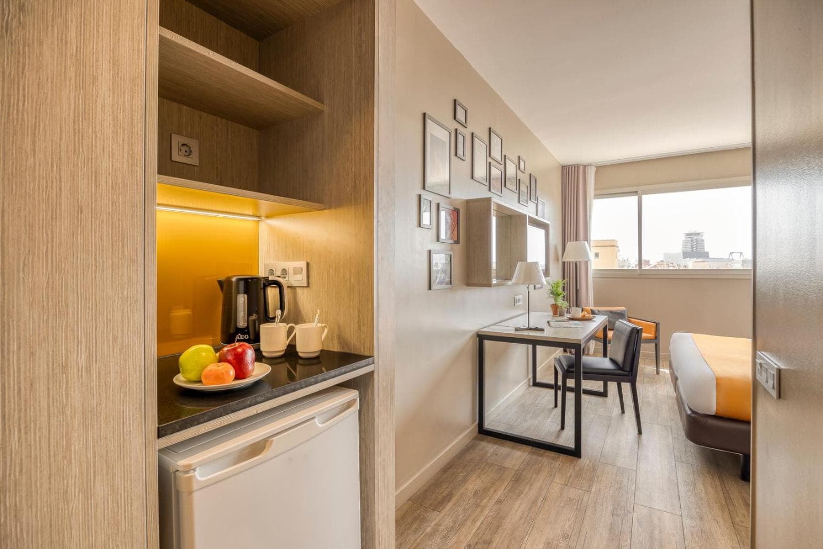 Citadines Ramblas Barcelona — 4