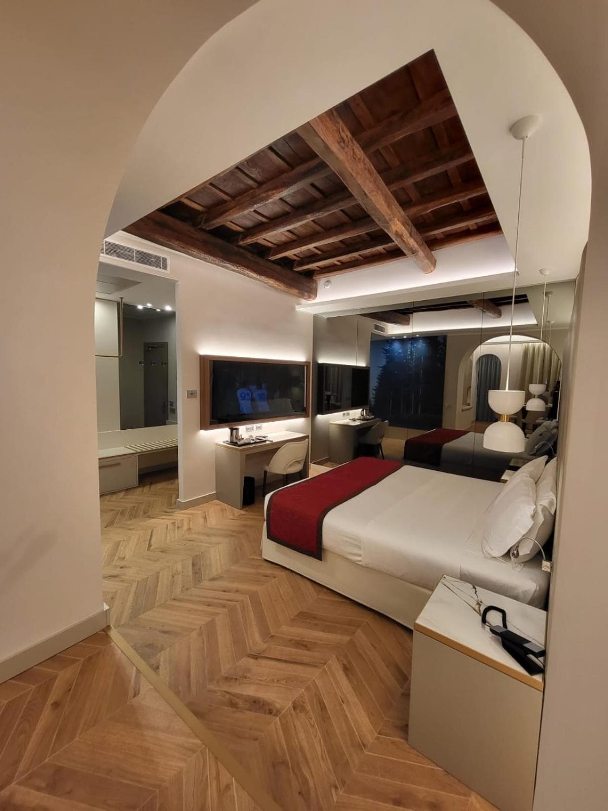 Harry's Bar Trevi Hotel & Restaurant — 16