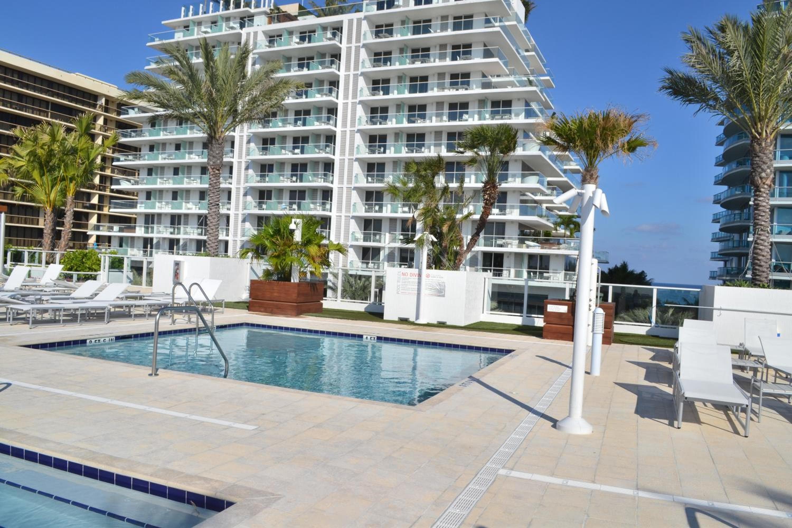 Grand Beach Hotel Surfside Oeste — 2