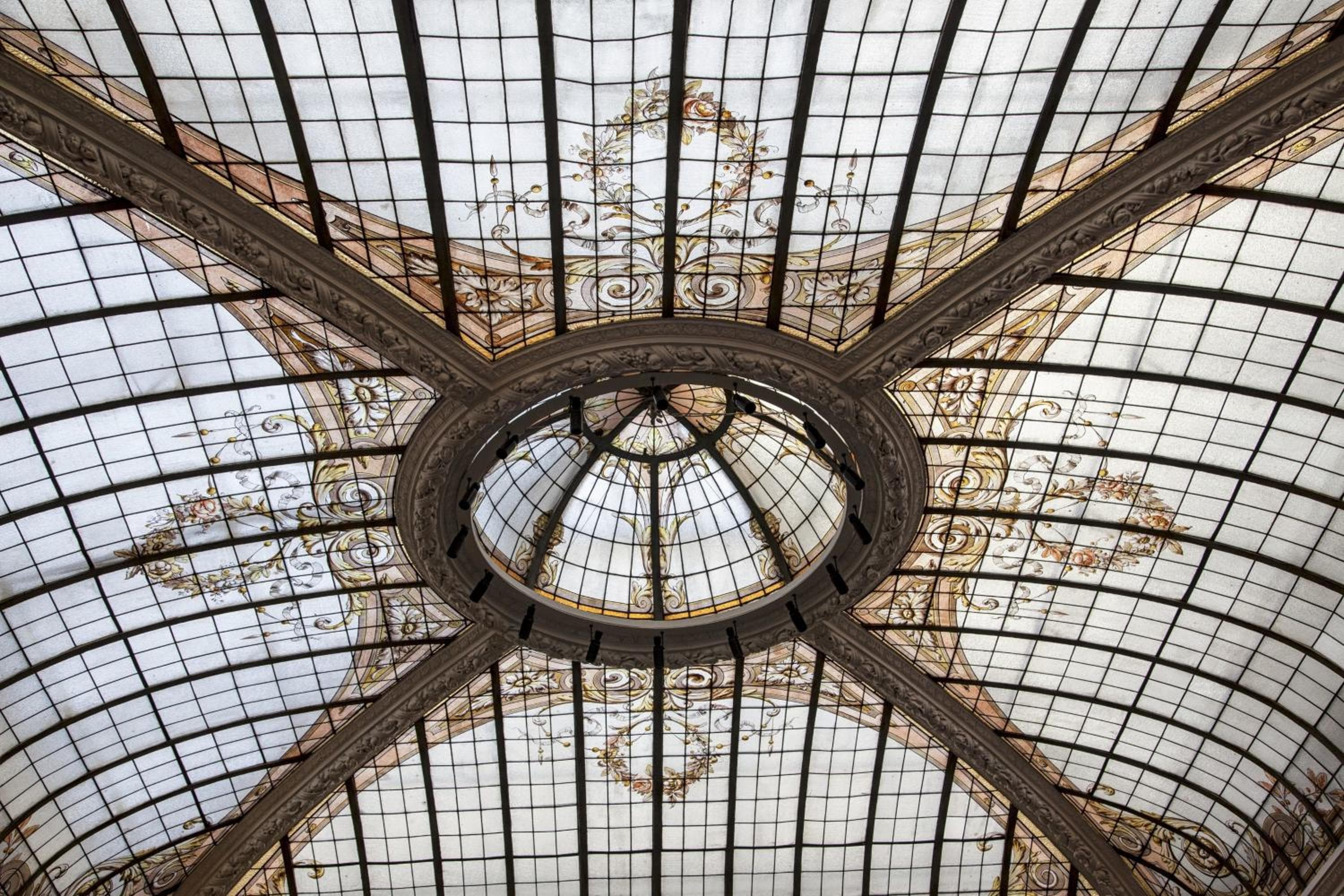 Hotel Vernet Champs Elysées Parigi — 22