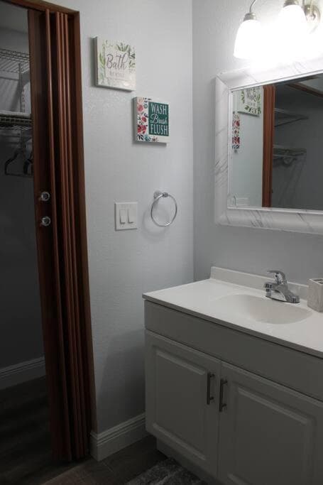 Torres Tiny Home Midtown West Tampa RJS — 17