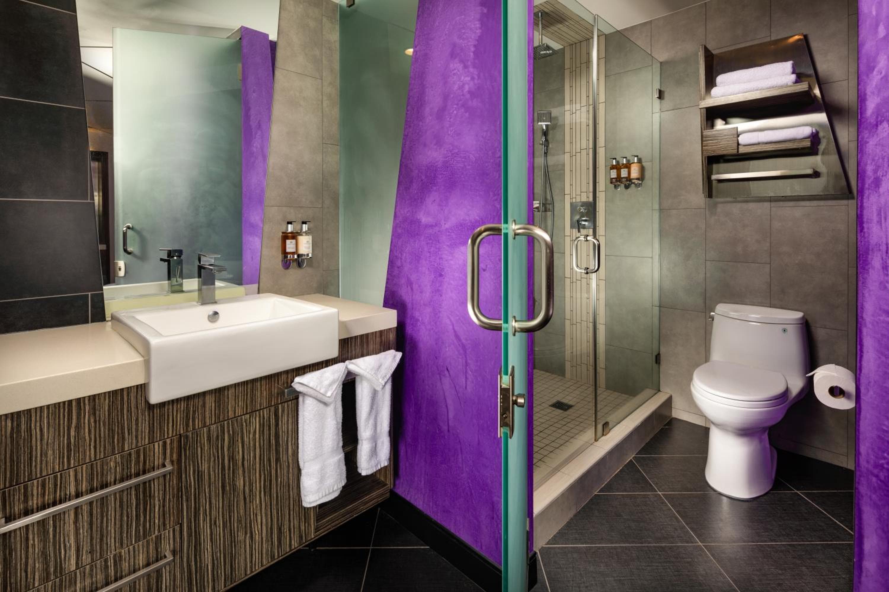 Das Moment Hotel — 4