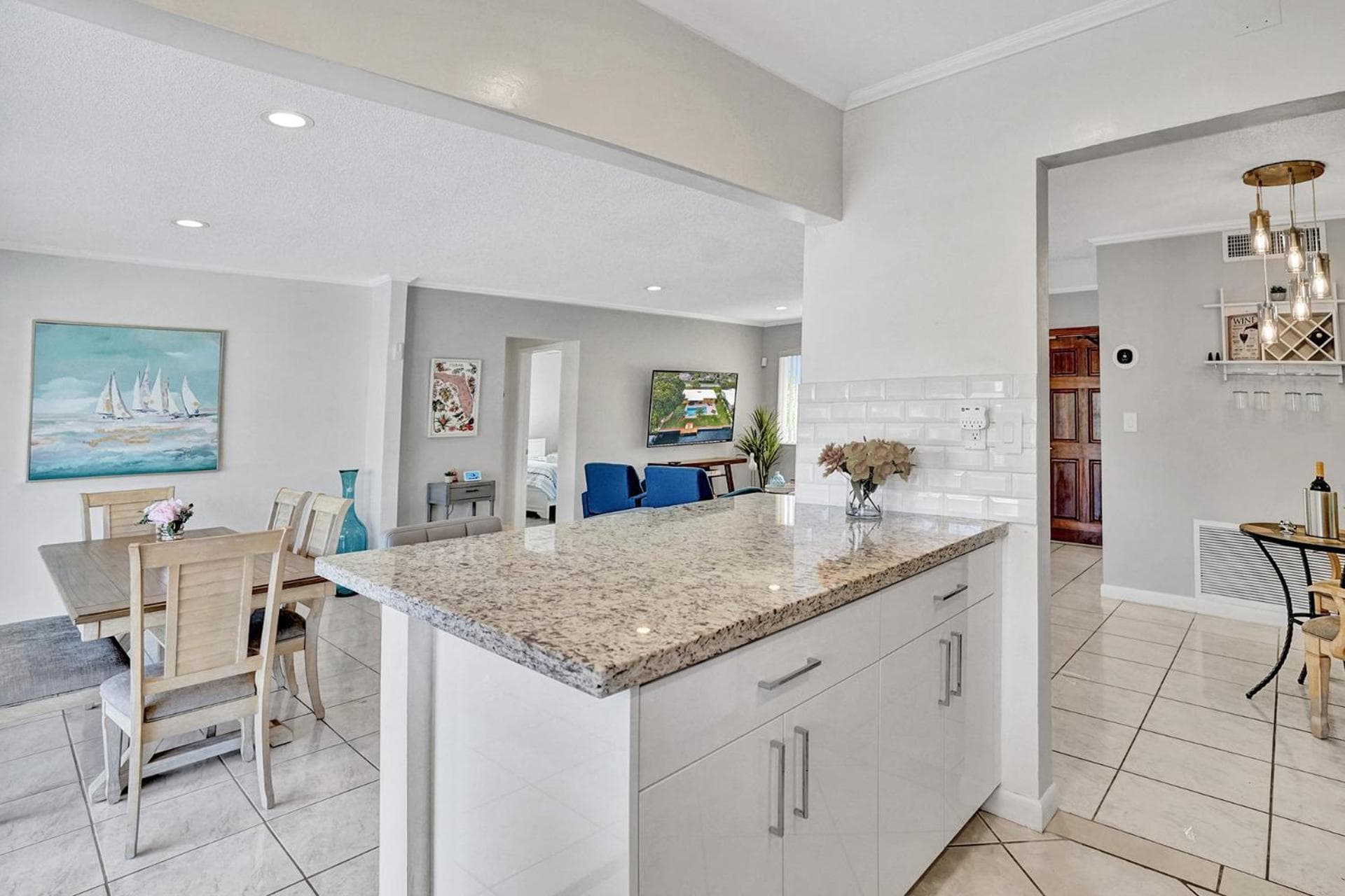 Waterfront Heated Pool(Complimentary), Jacuzzi, Pier, 2mi to Beach — 7