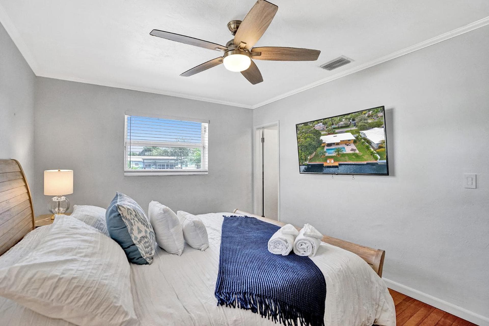 Waterfront Heated Pool(Complimentary), Jacuzzi, Pier, 2mi to Beach — 8