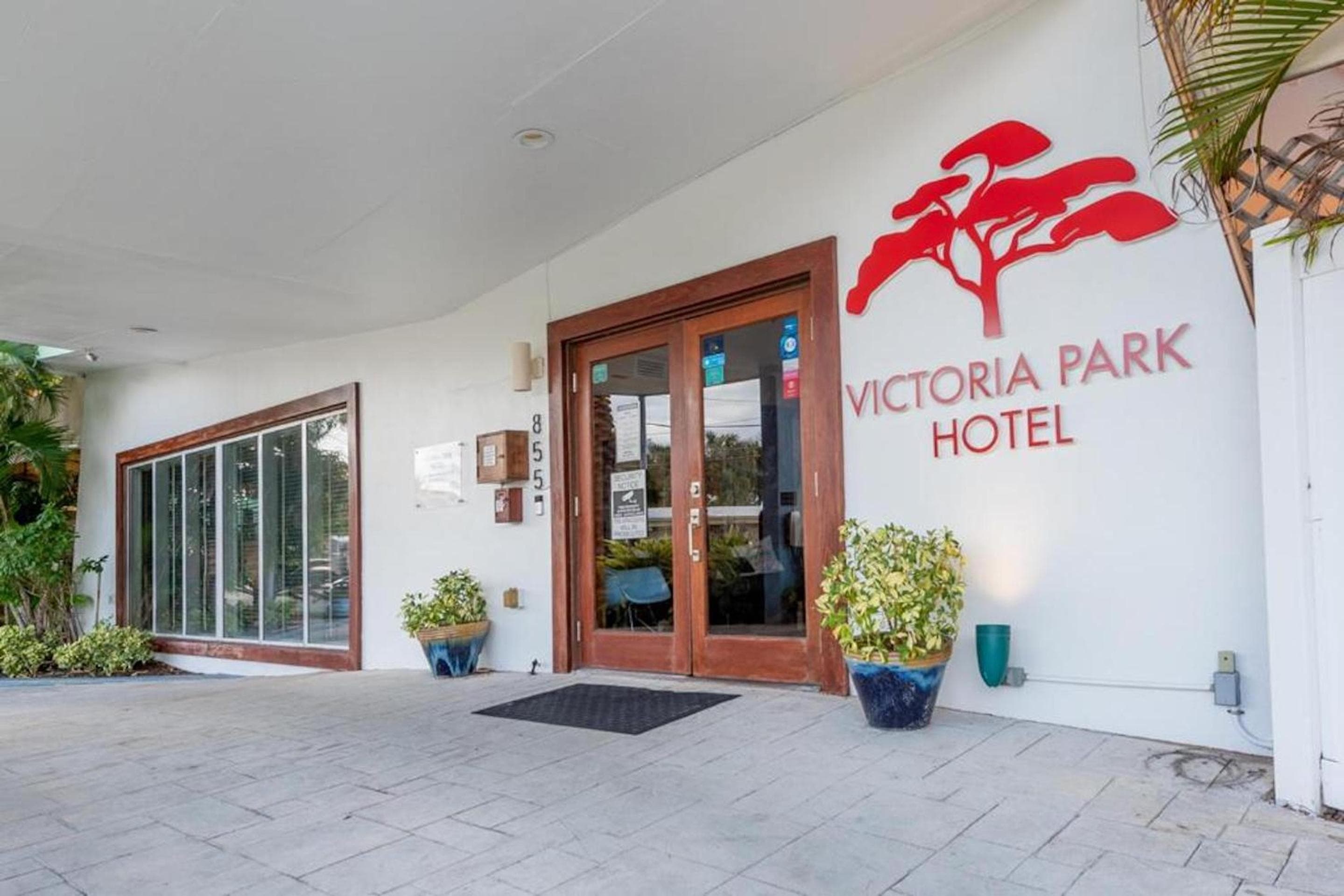 Victoria Park Hotel — 1