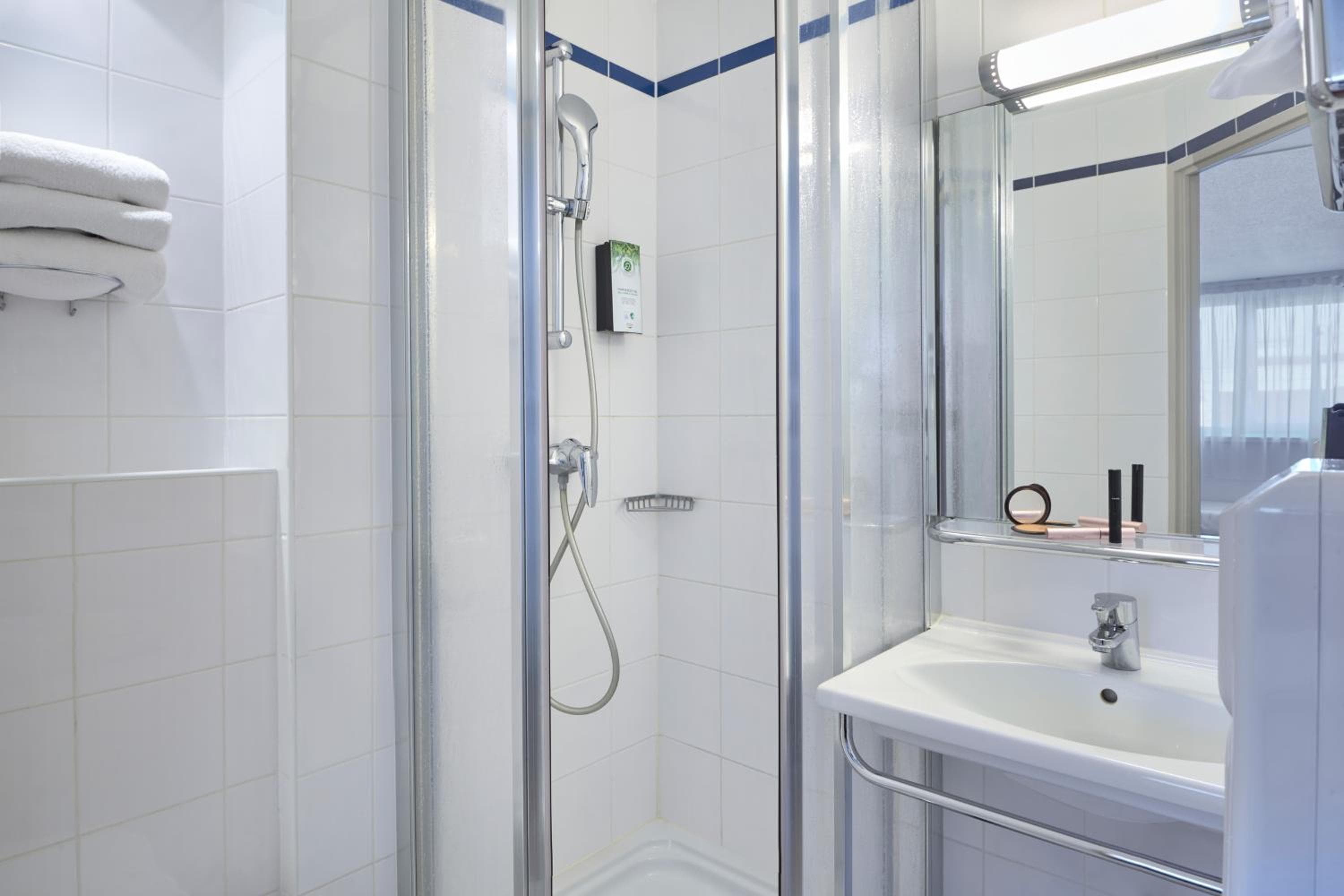 Hotel Campanile Parigi-Bercy Village — 29