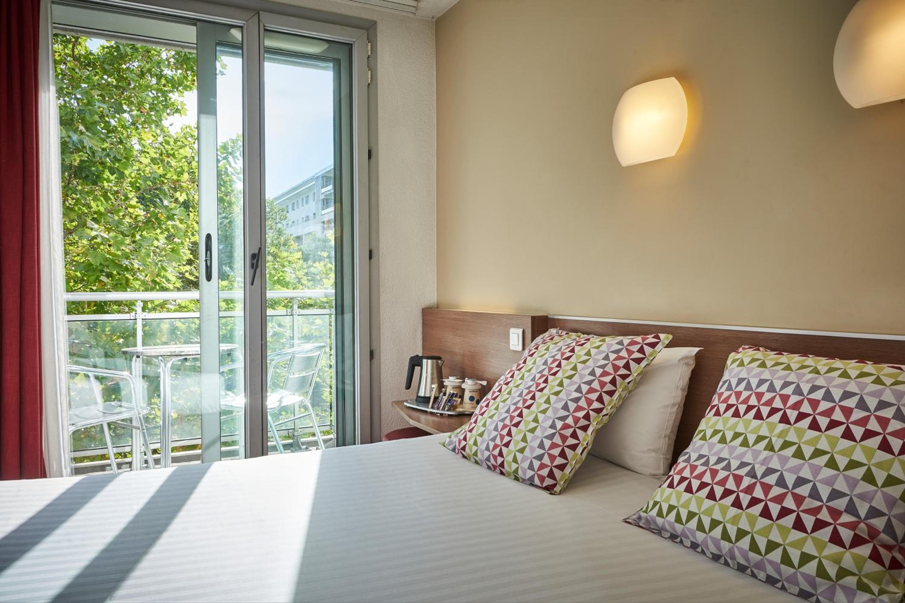 Hotel Campanile Parigi-Bercy Village — 3