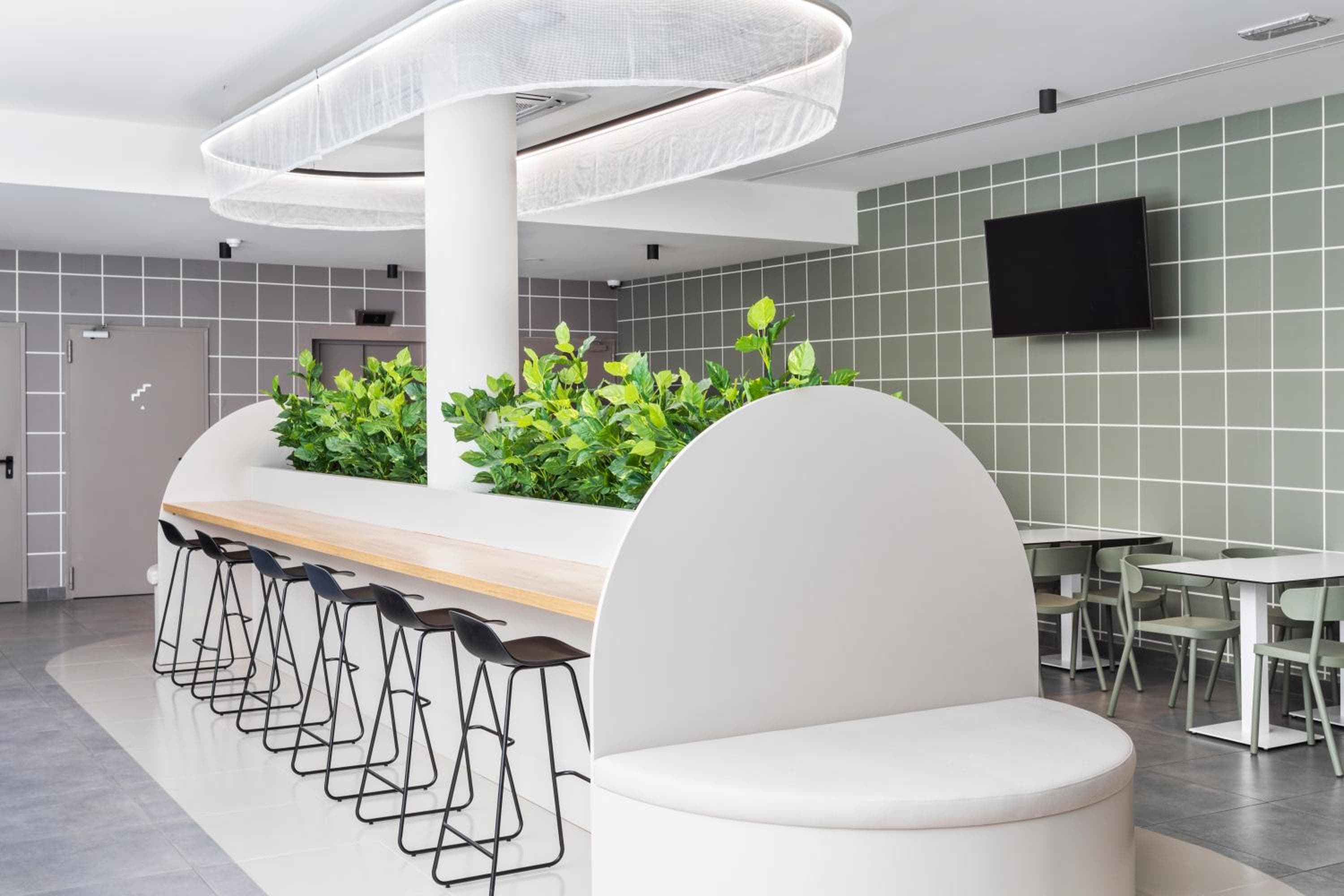 B&B HOTEL Lissabon Flughafen — 7