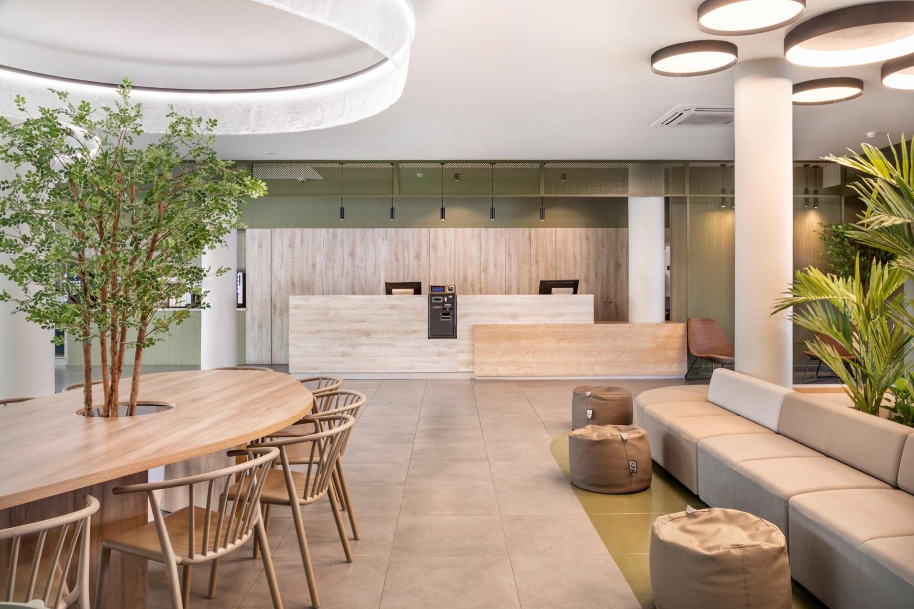 B&B HOTEL Lisboa Aeroporto — 17