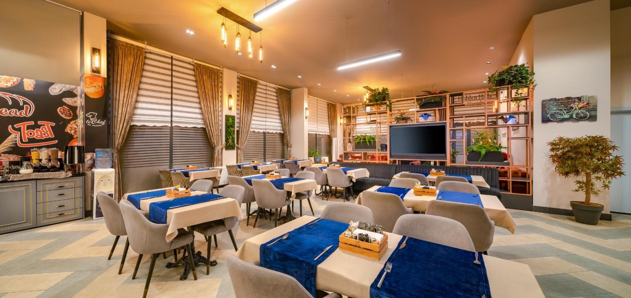 Best Western Premier Hidden Hills Hotel — 13