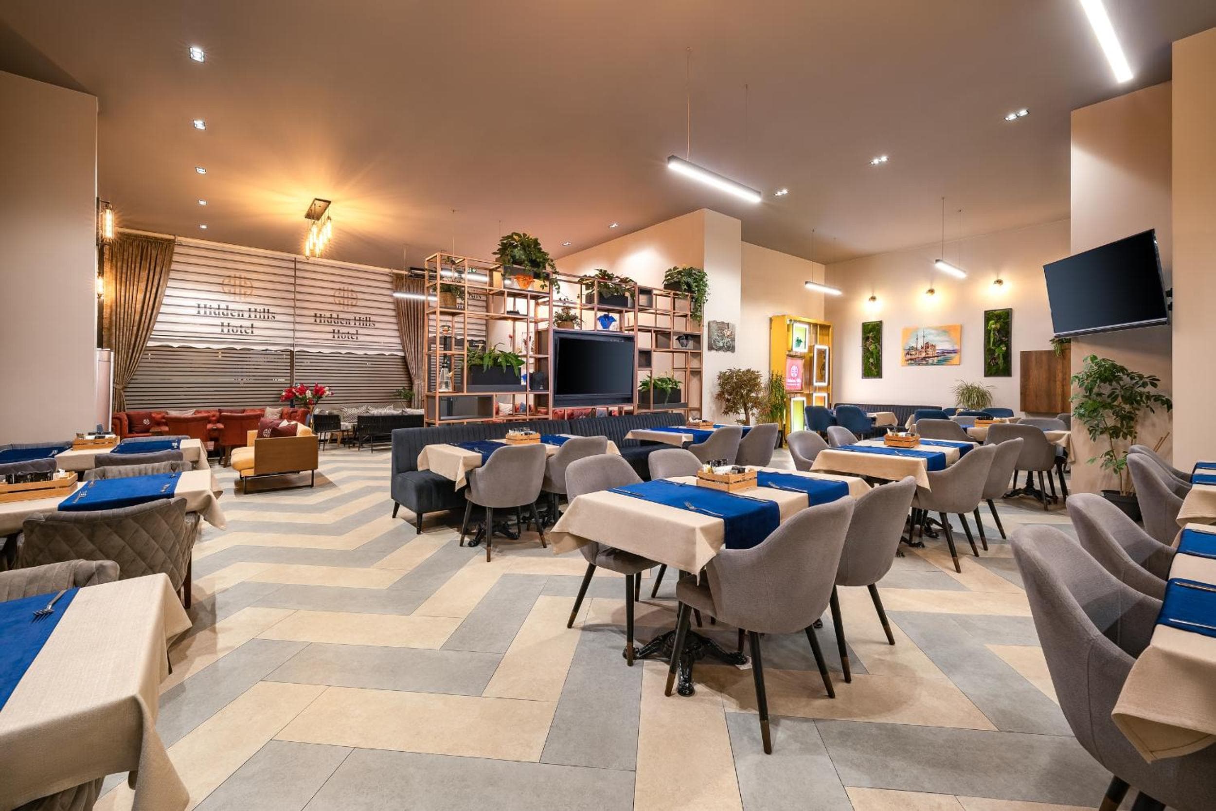 Best Western Premier Hidden Hills Hotel — 14