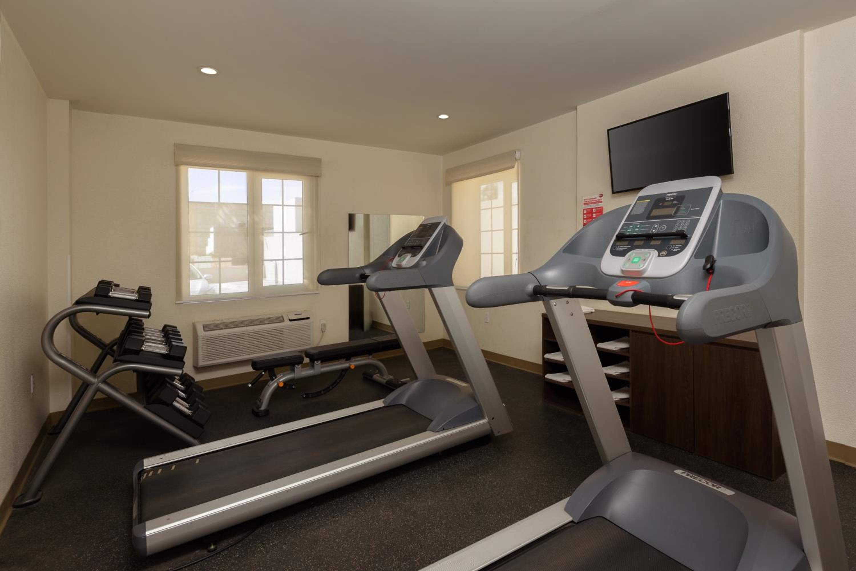Extended Suites Cancun Cumbres — 18