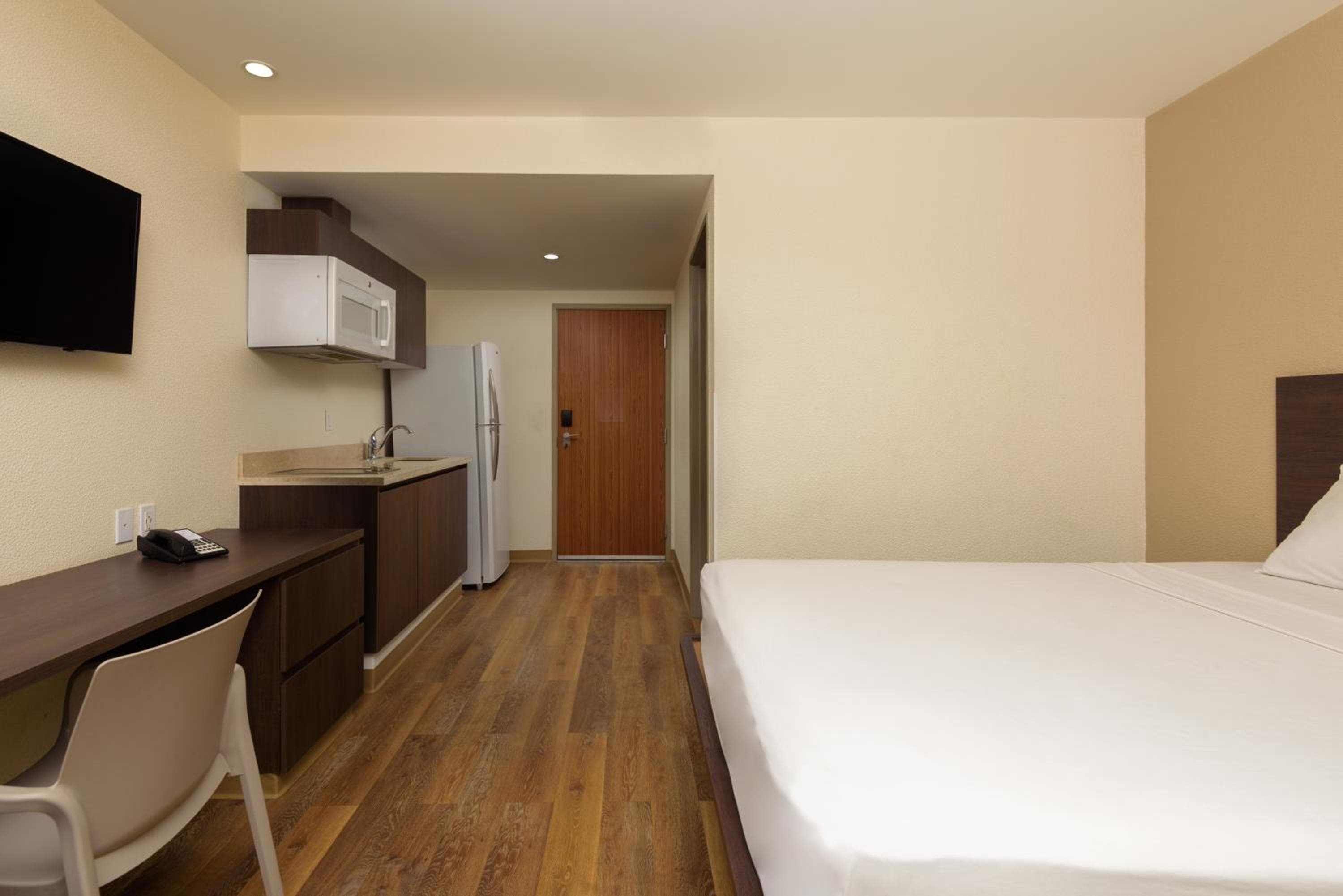 Extended Suites Cancun Cumbres — 9