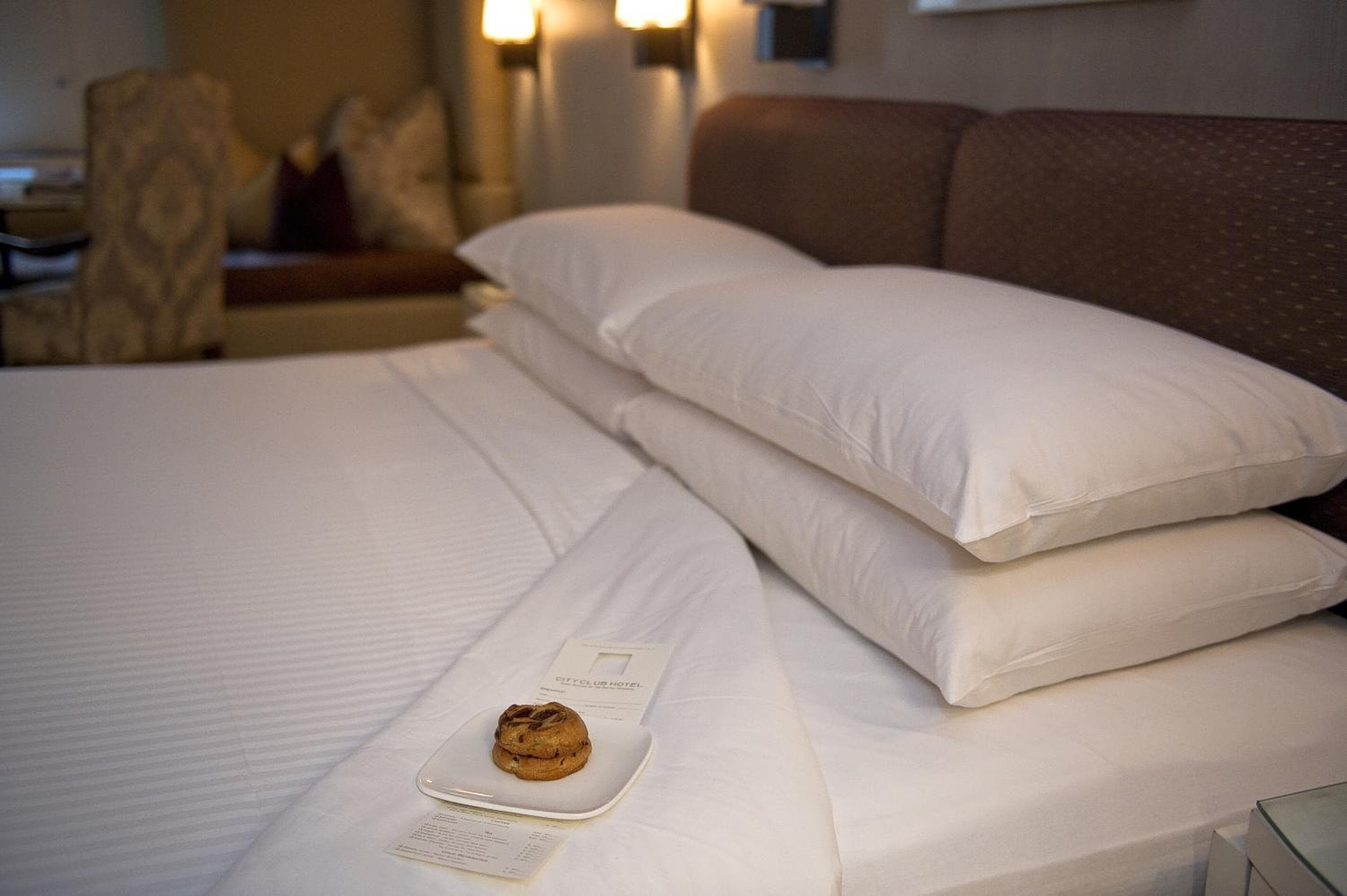City Club Hotel — 10