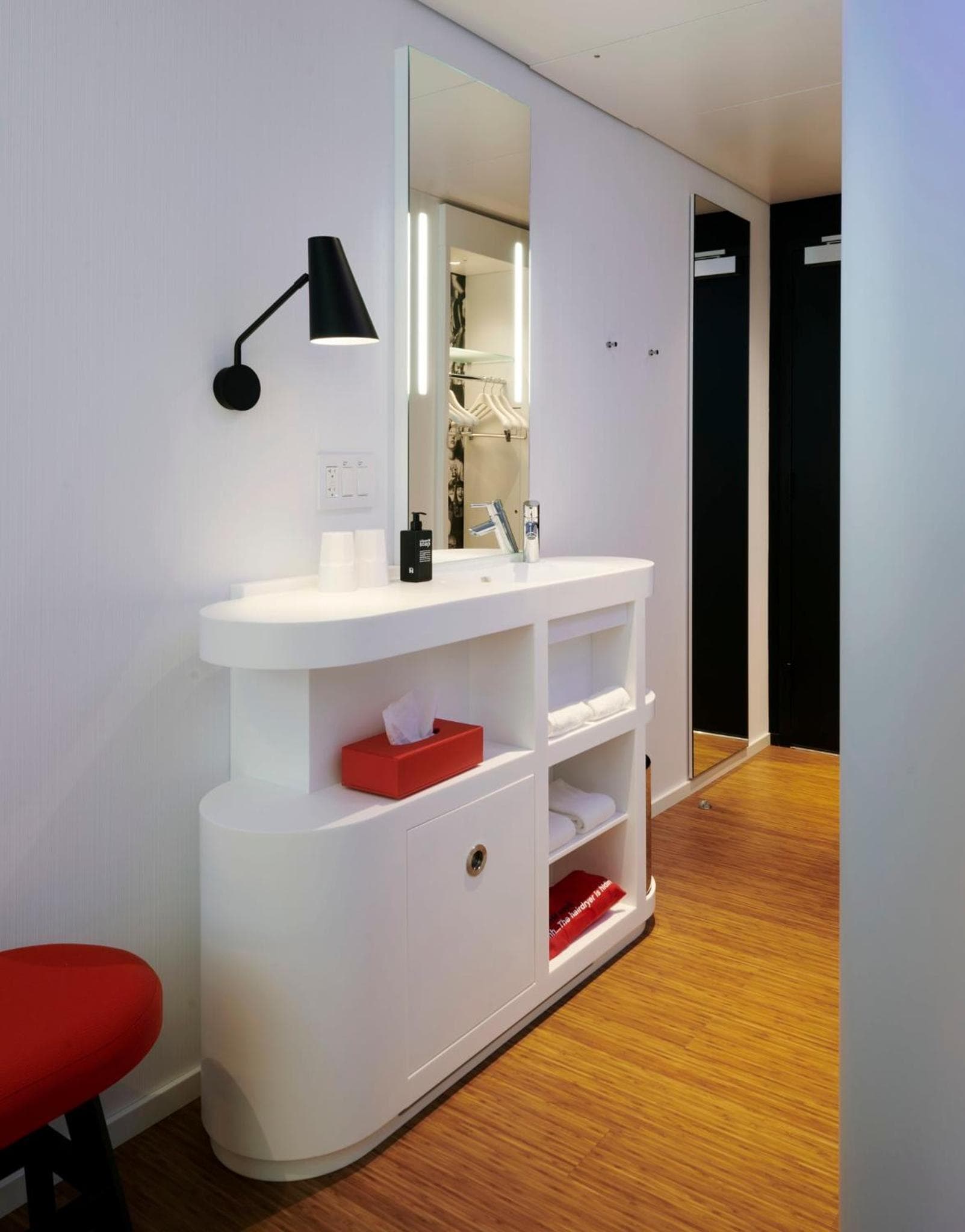 citizenM Chicago Downtown hotel, 80 East Wacker Place, Chicago, United States — photo 15