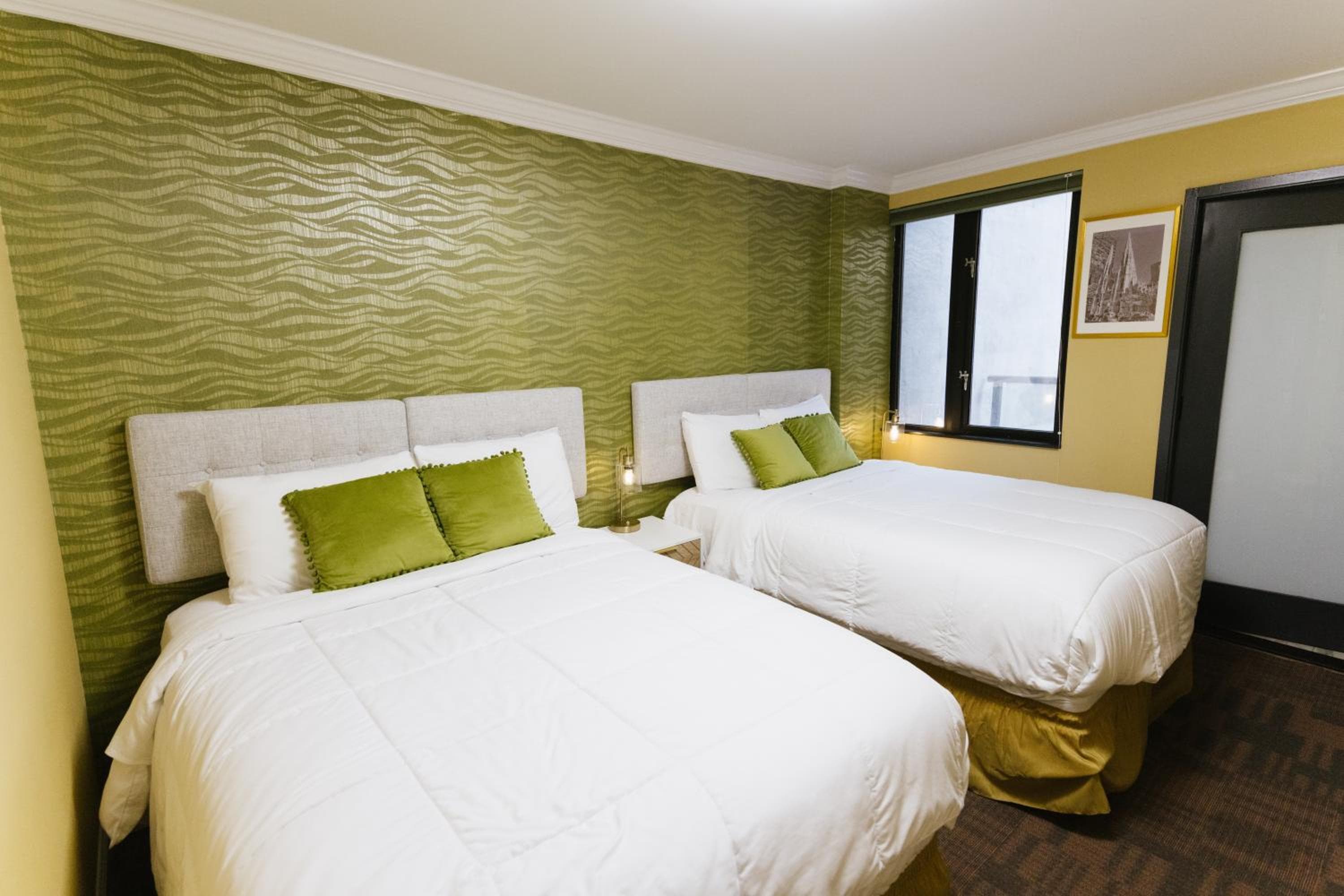 Hotel Richland LES — 19