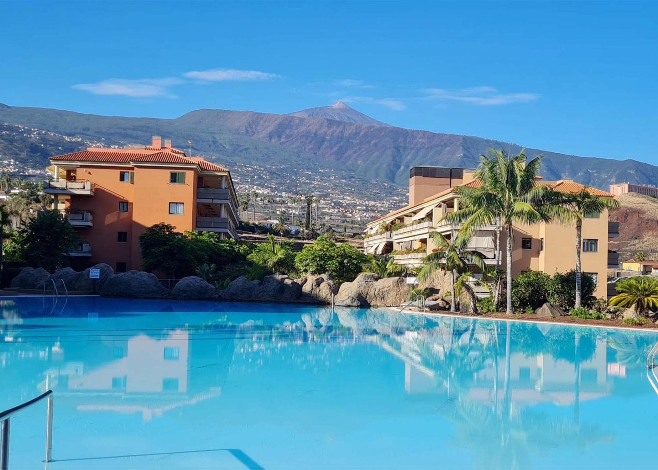 Retama del Teide, The Modern Oasis, Pool, Parking & Large Terrace — 1