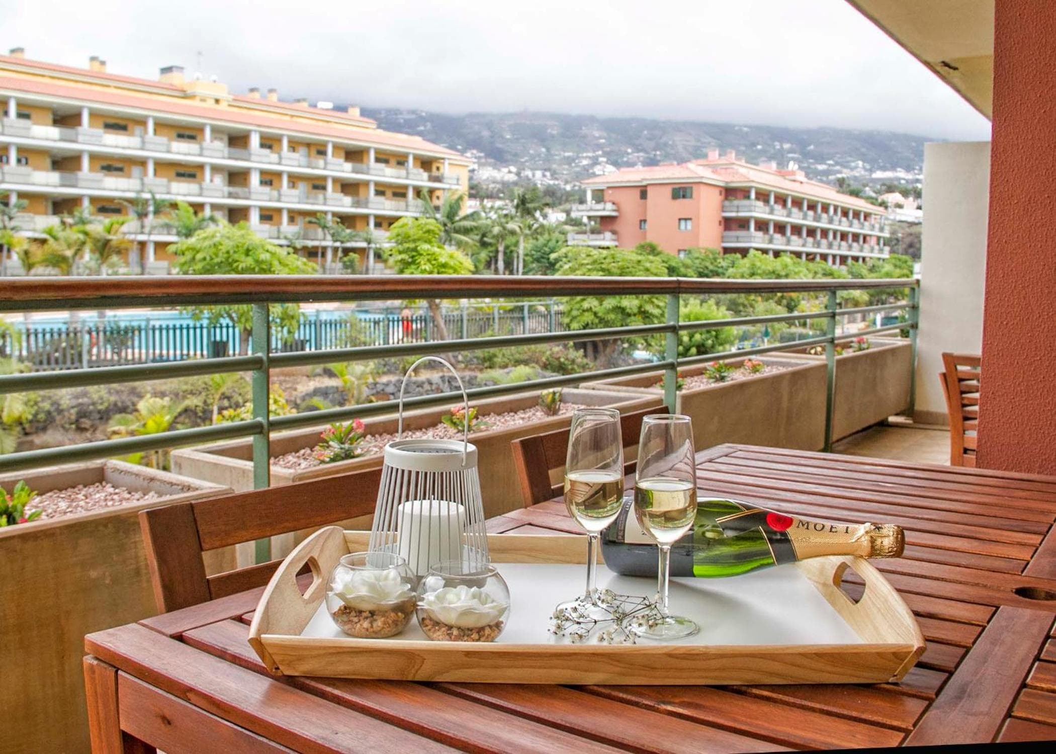 Retama del Teide, The Modern Oasis, Pool, Parking & Large Terrace — 5