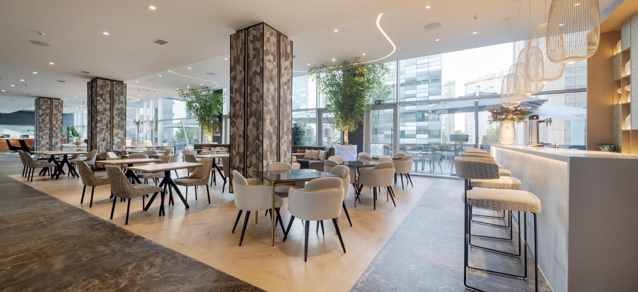 Ilunion Atrium — 18