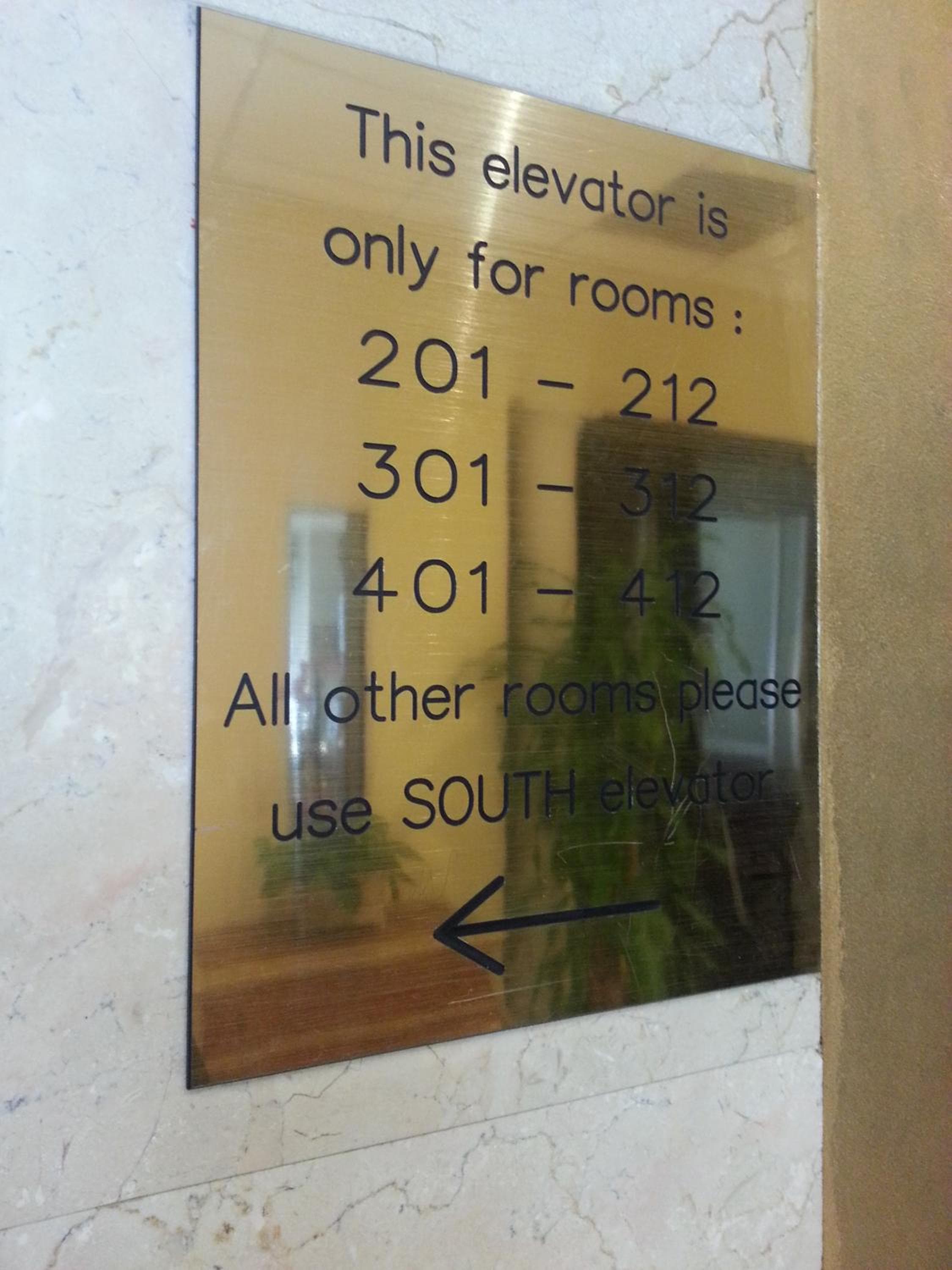 Ramada by Wyndham Los Angeles/Wilshire Center — 4