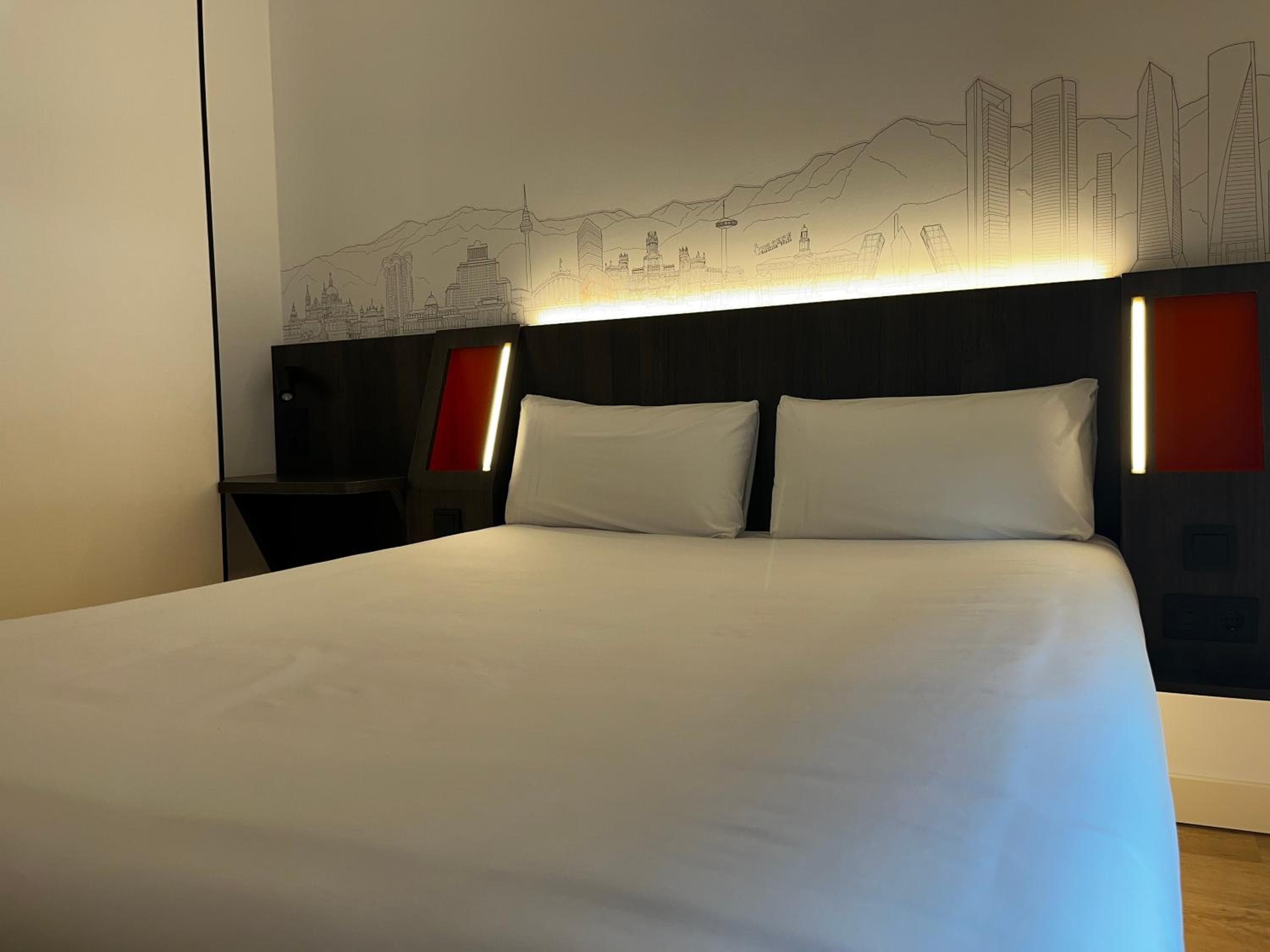 easyHotel Madrid Centro Atocha — 16
