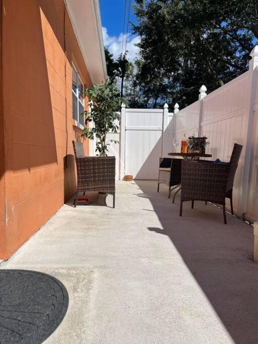 La Citrus Guesthouse a Tampa — 2