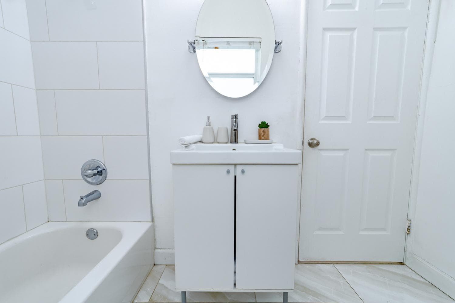 The Blue Parrot — 28
