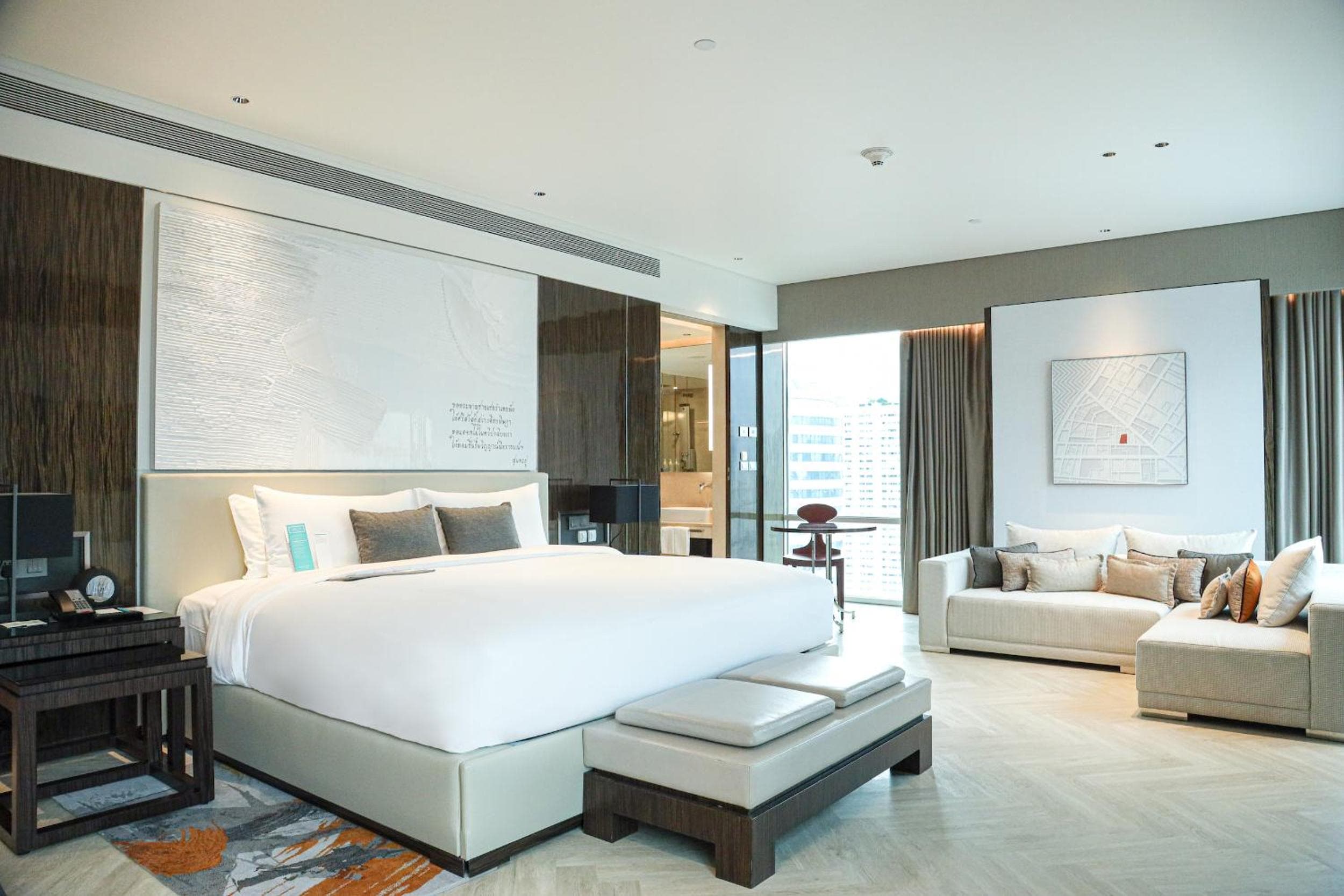 Le Meridien Bangkok — 21