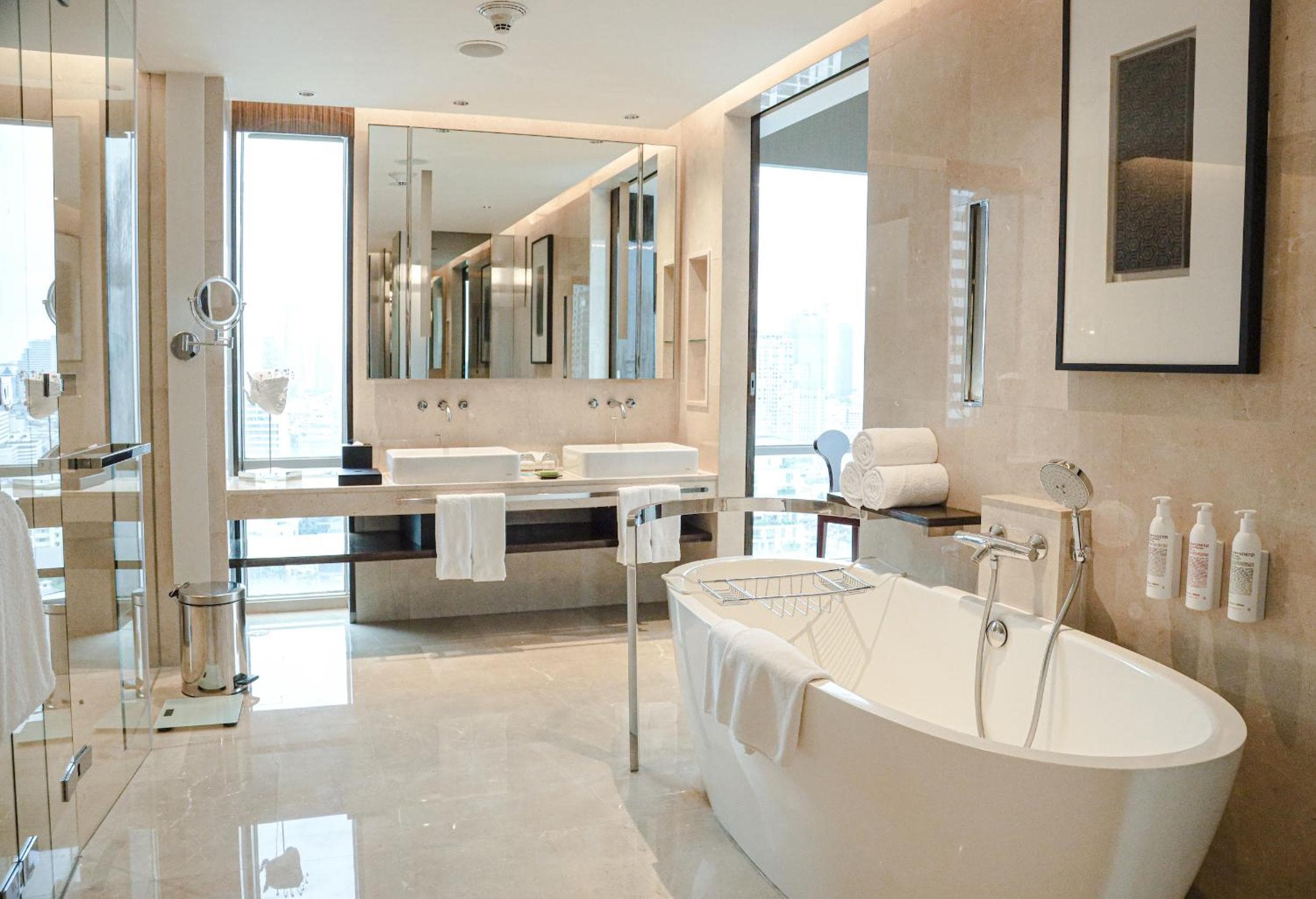 Le Meridien Bangkok — 15
