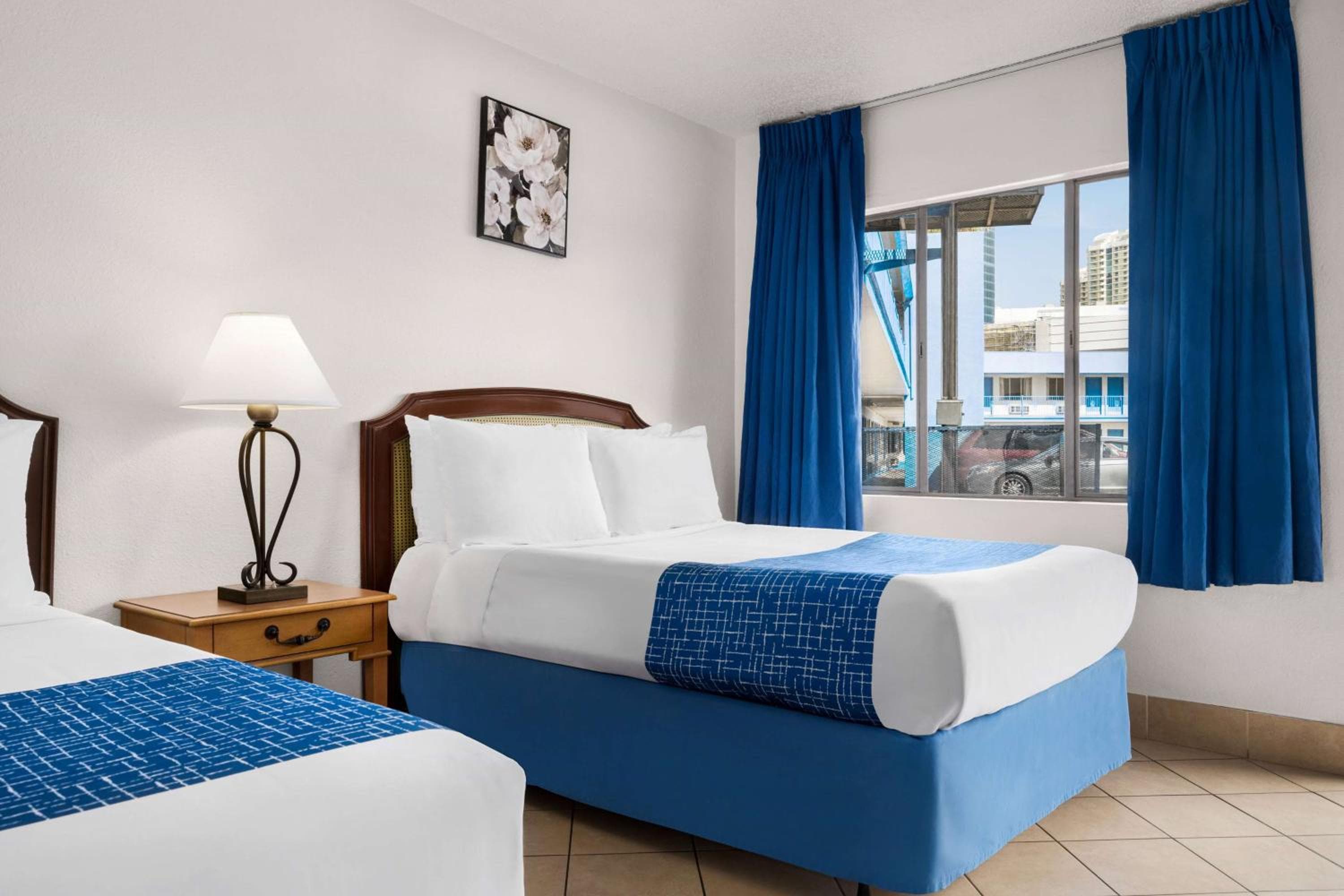 Travelodge by Wyndham Las Vegas — 8