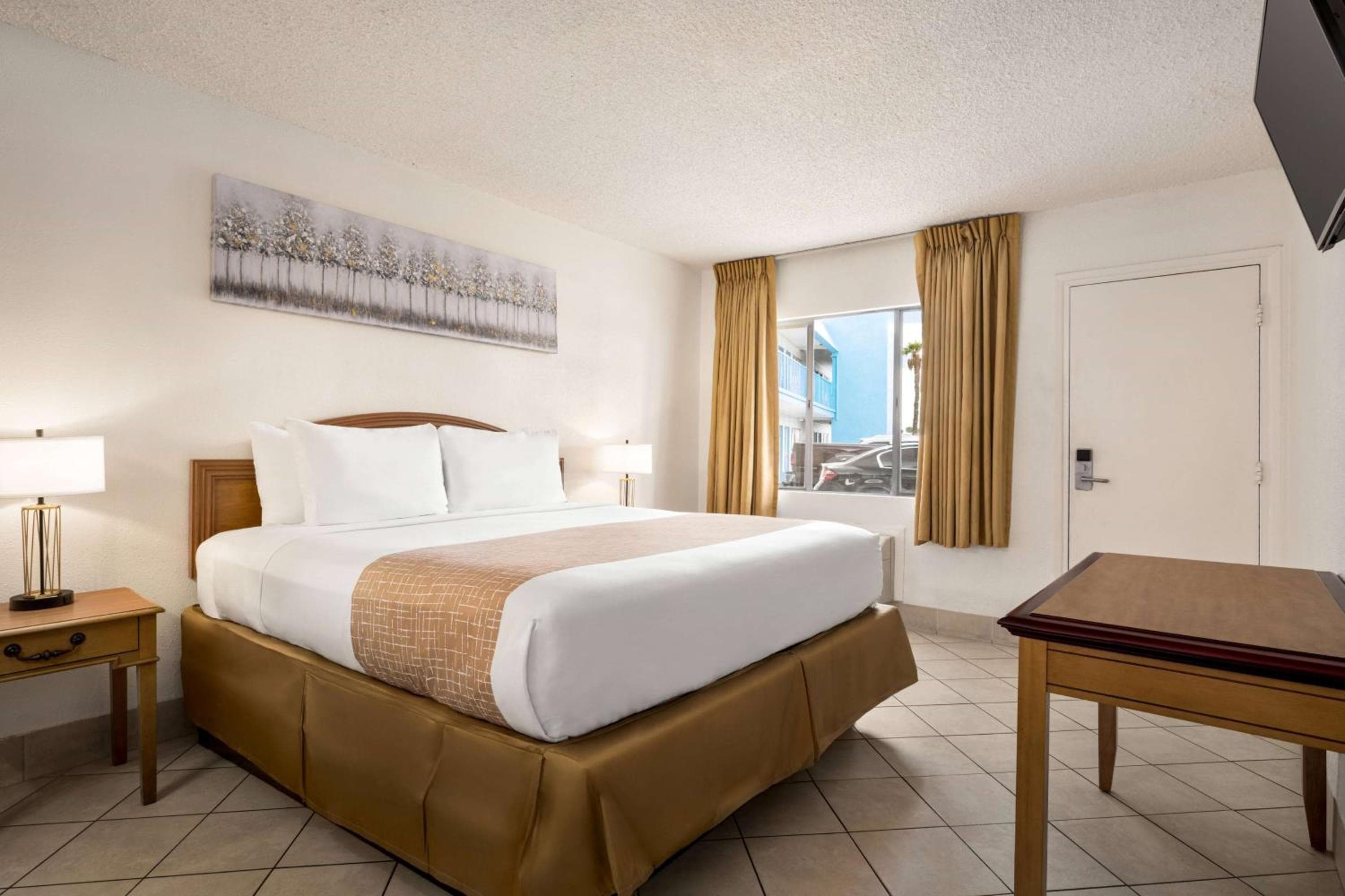Travelodge by Wyndham Las Vegas — 12