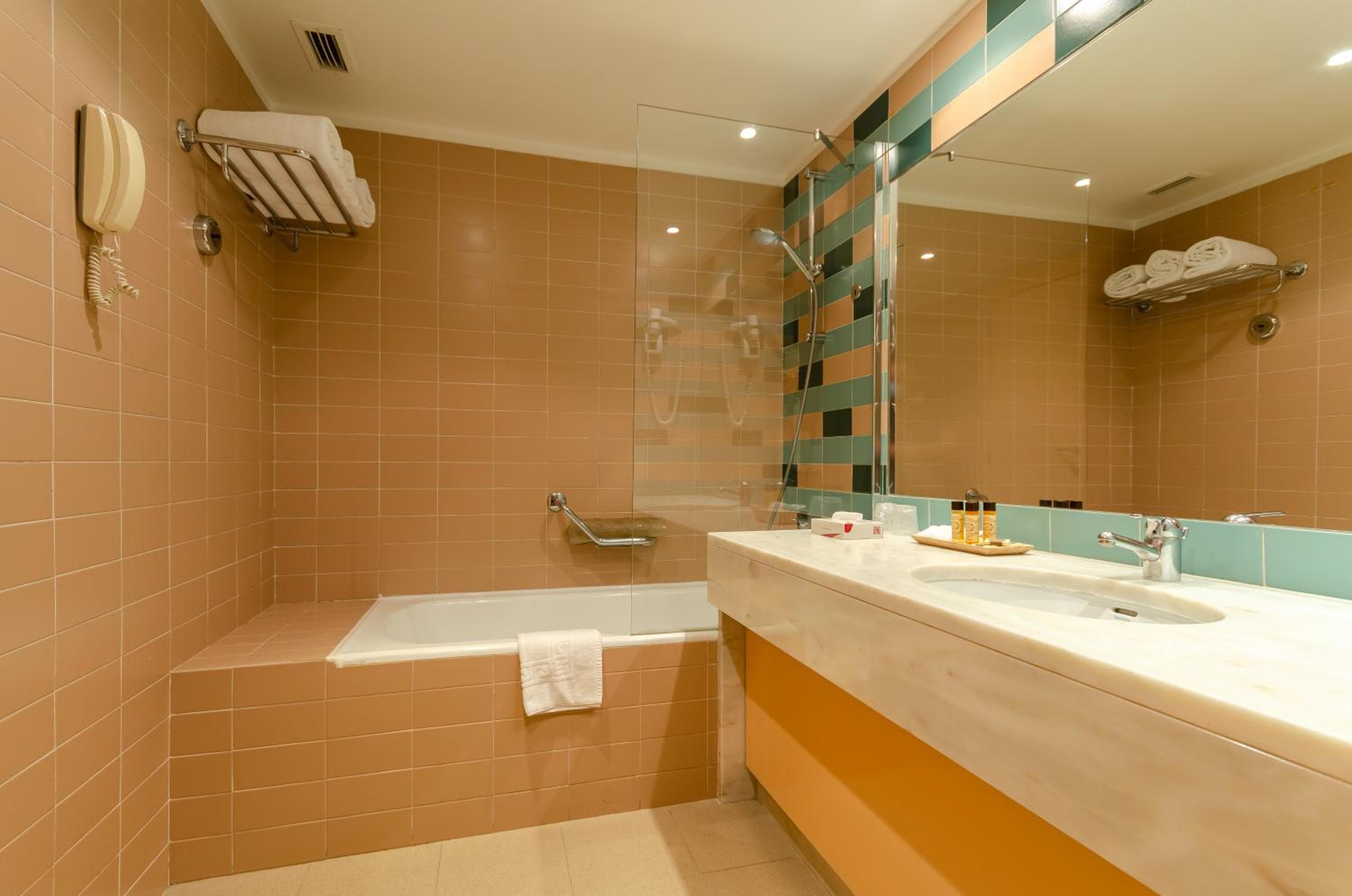 Hotel Roma — 16