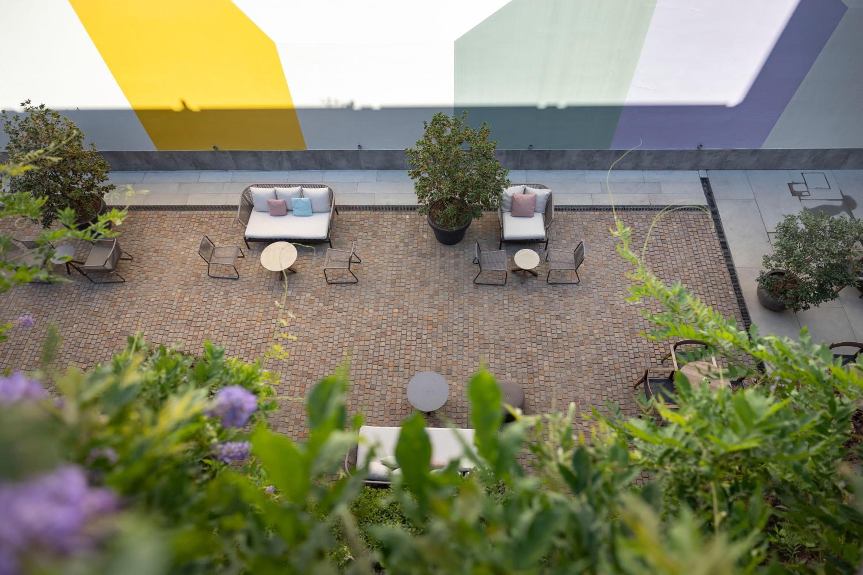 Savona 18 Suites — 10