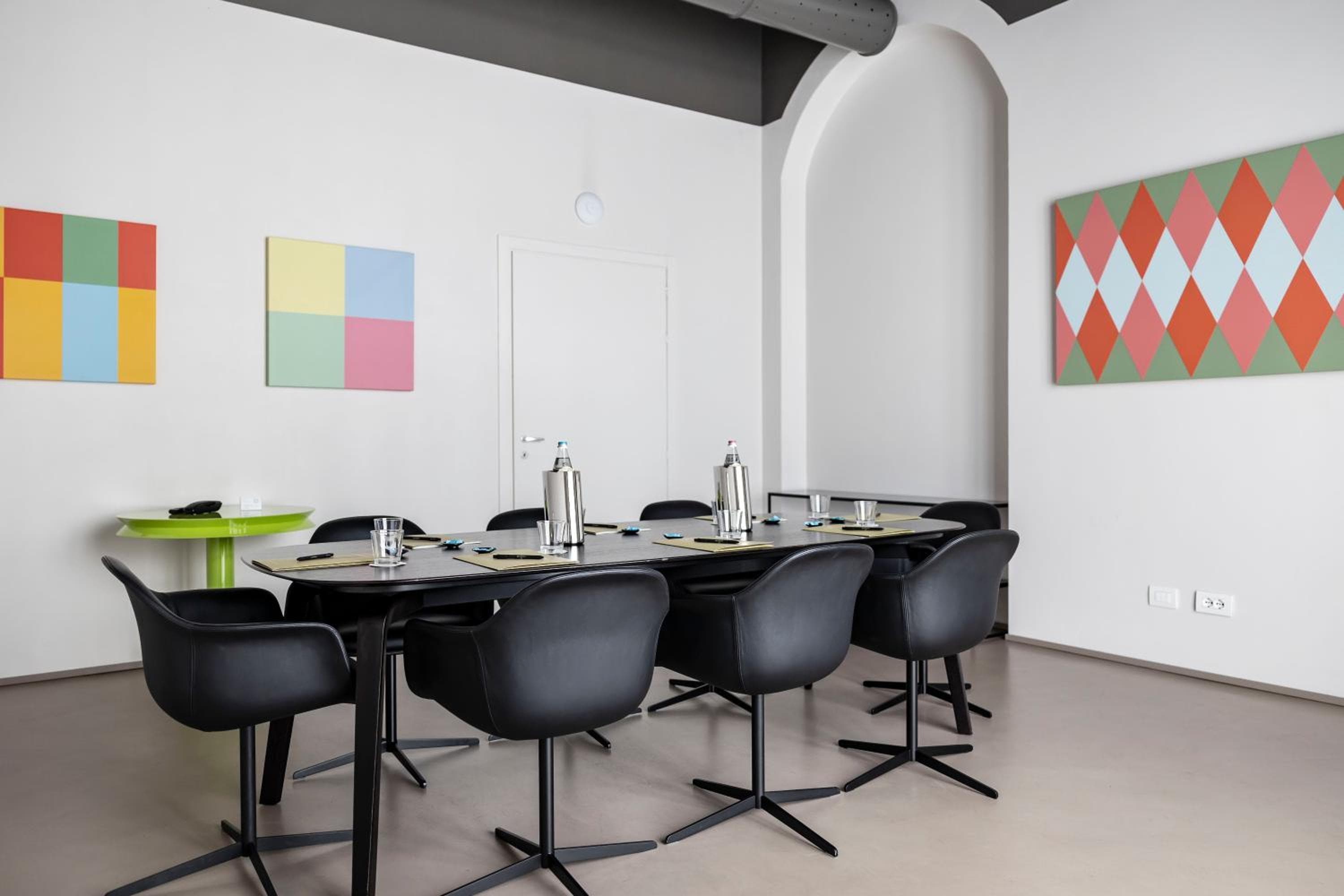 Savona 18 Suites — 22