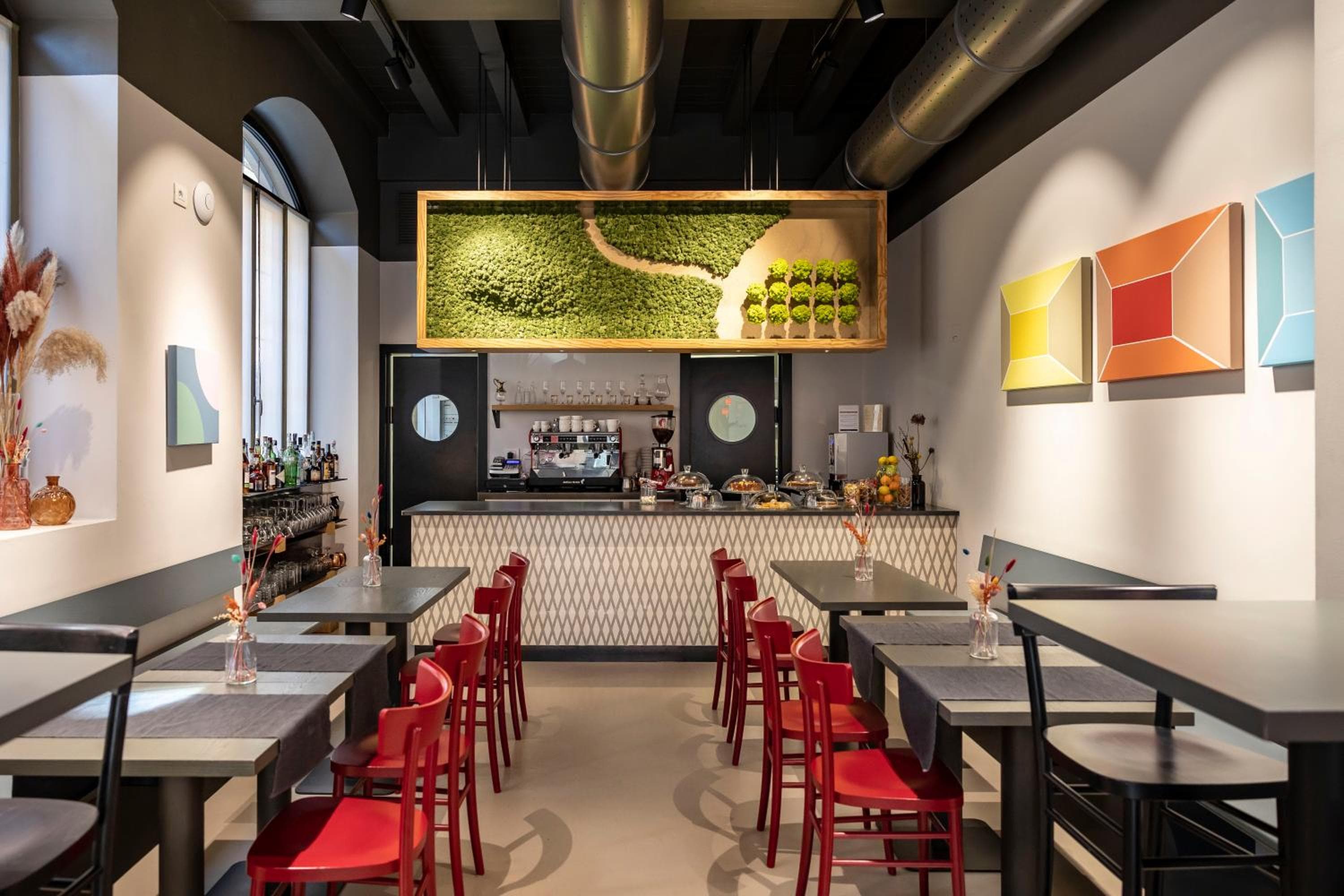 Savona 18 Suites — 19
