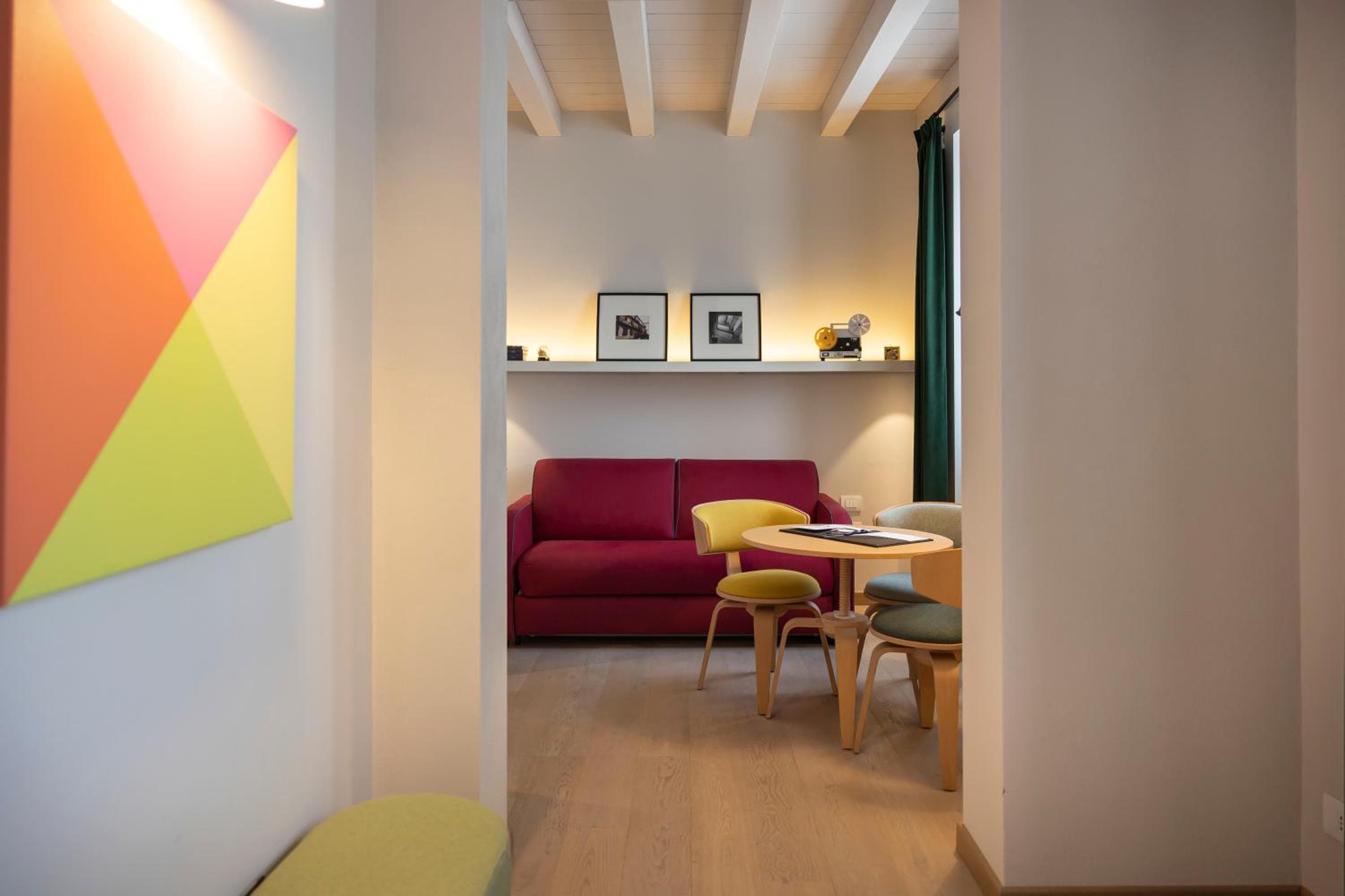 Savona 18 Suites — 27