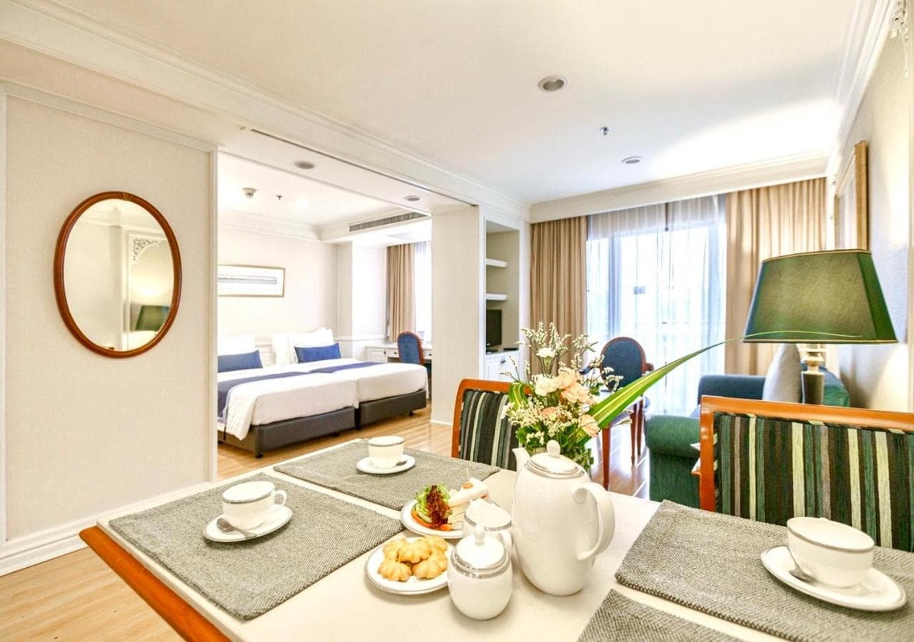 Centre Point Sukhumvit 10 — 25