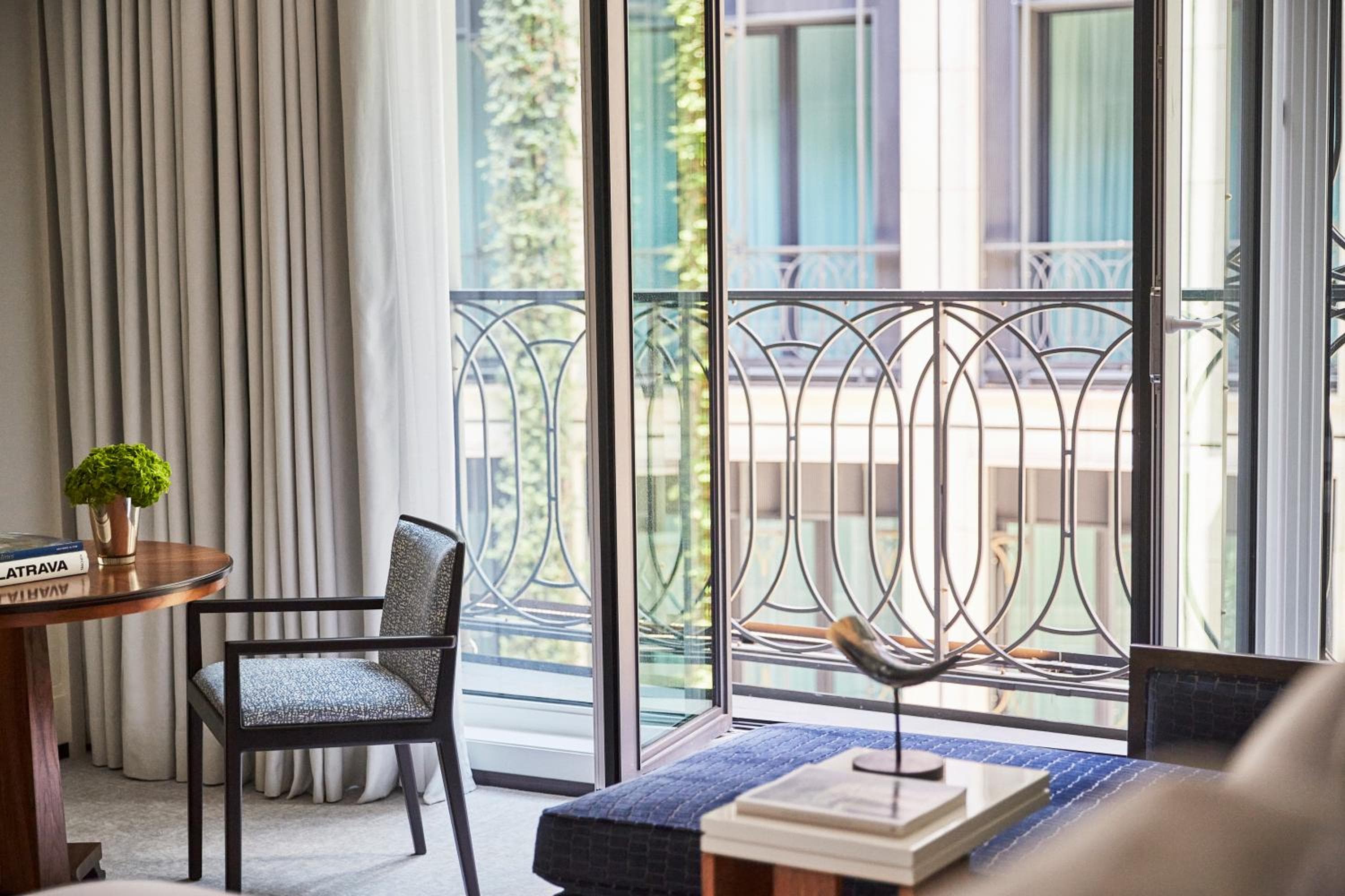 Four Seasons Hotel Madrid — 15