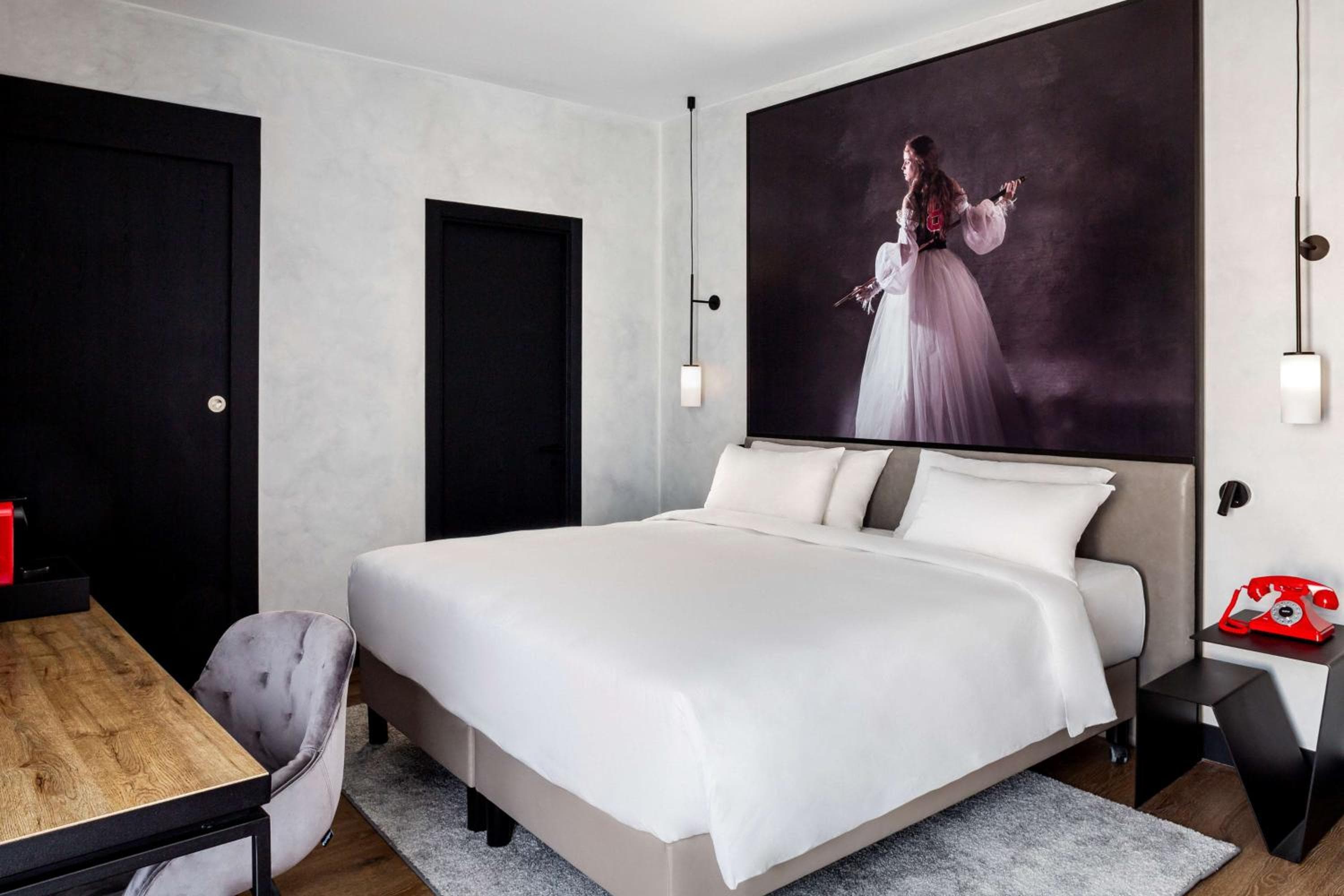 Radisson RED Madrid — 23
