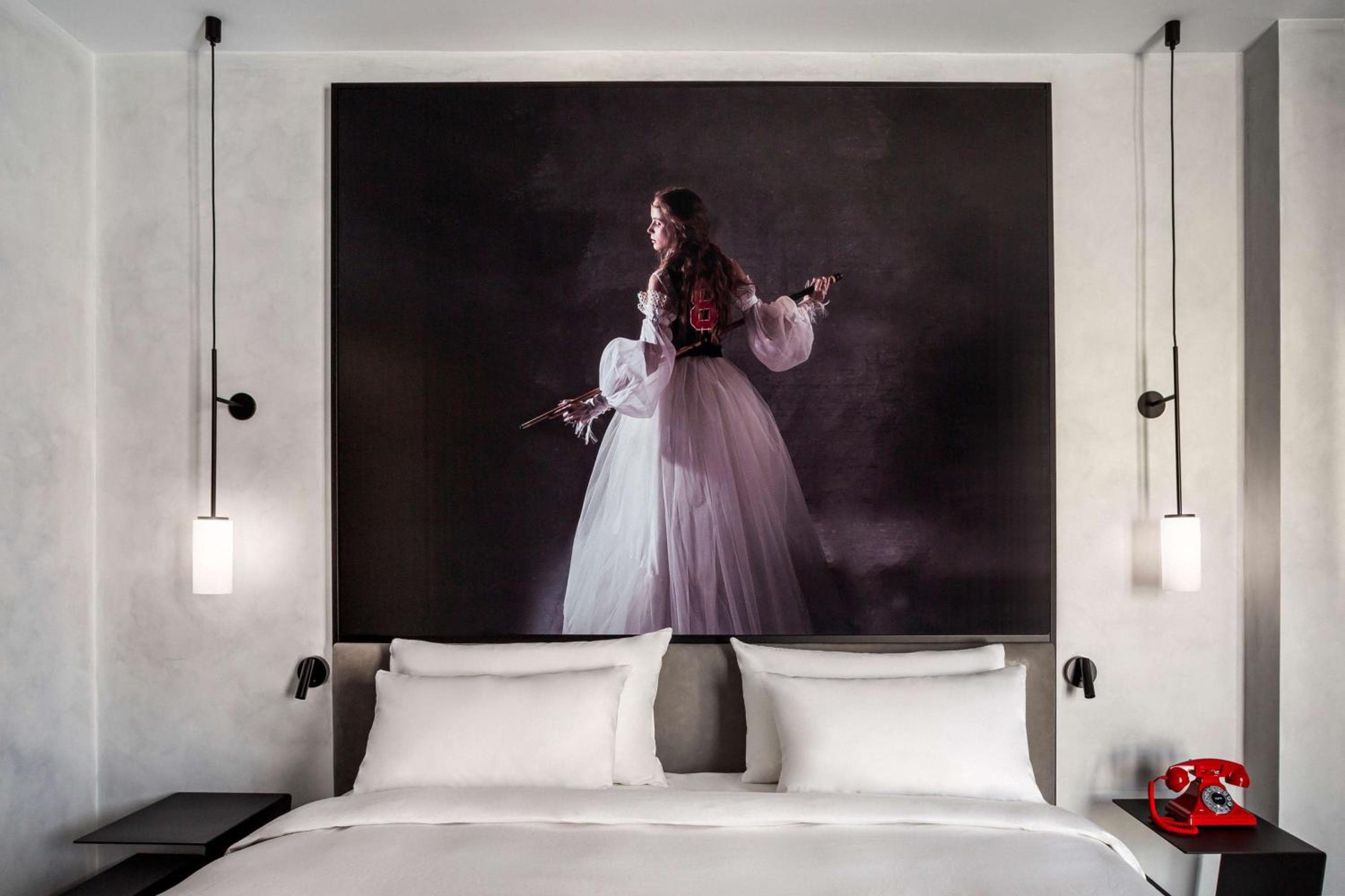 Radisson RED Madrid — 27