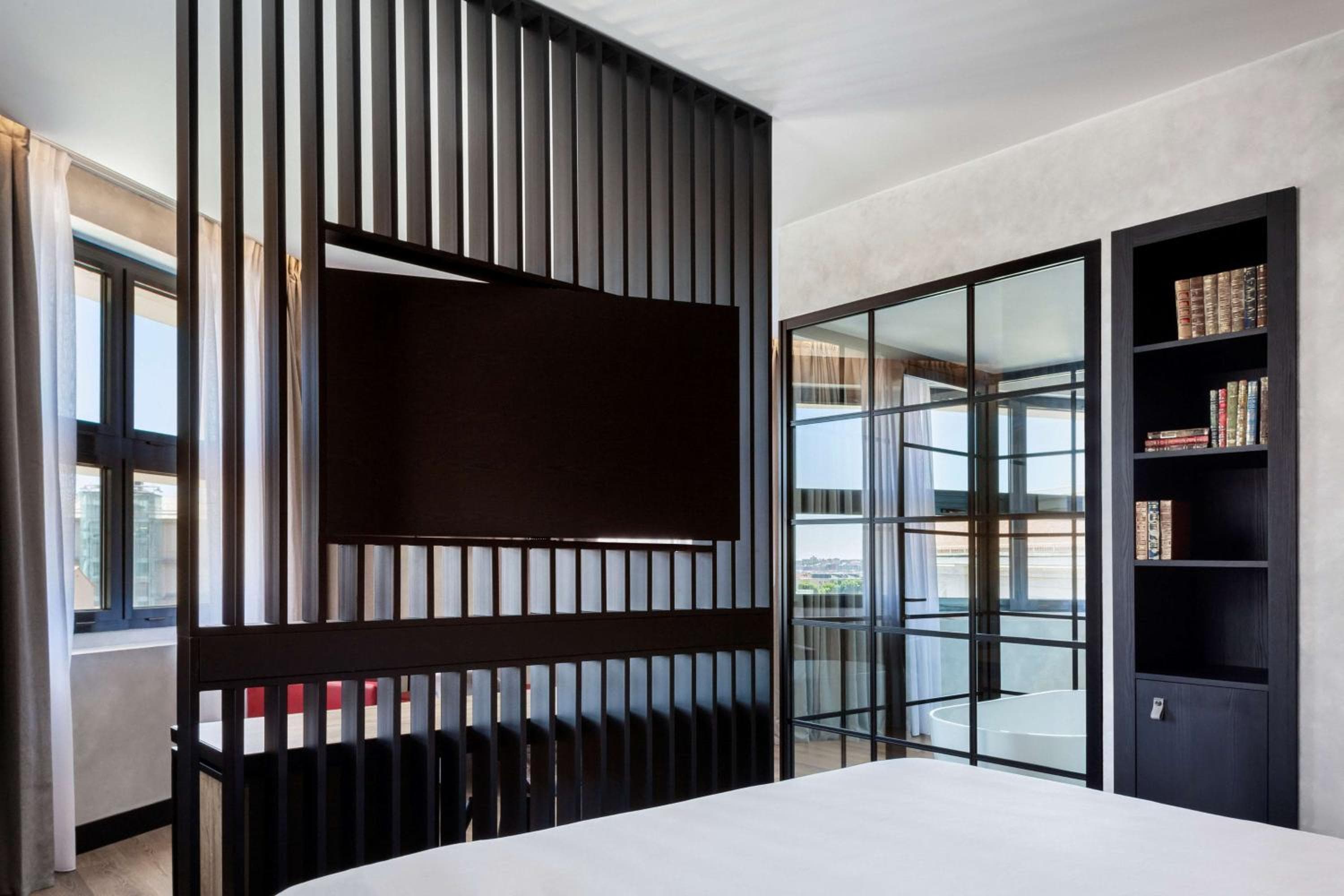 Radisson RED Madrid — 3