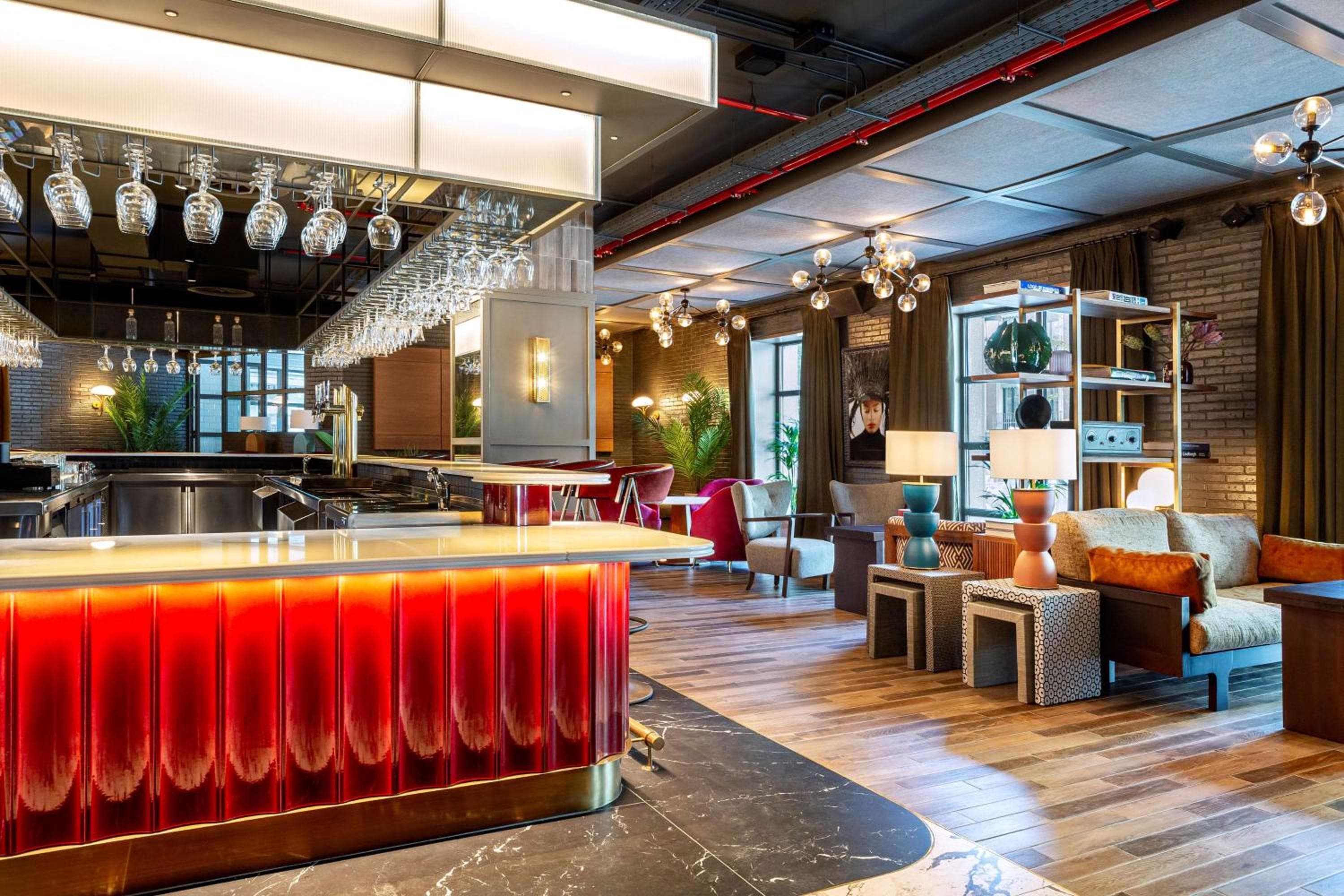 Radisson RED Madrid — 8