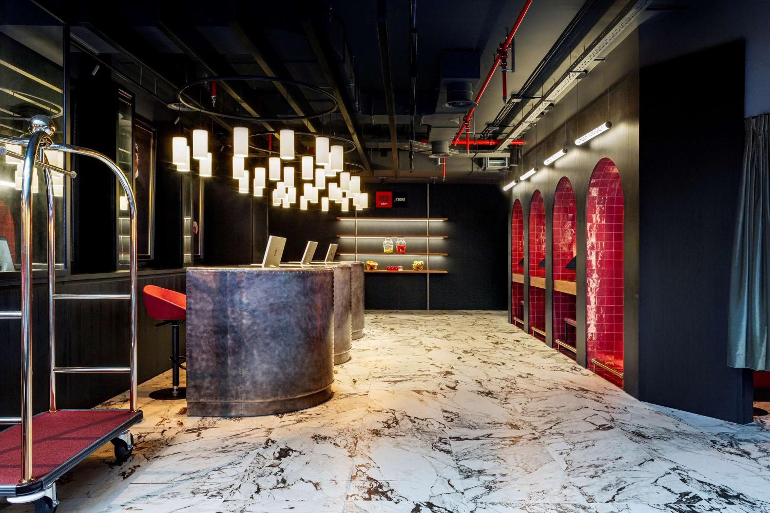 Radisson RED Madrid — 17