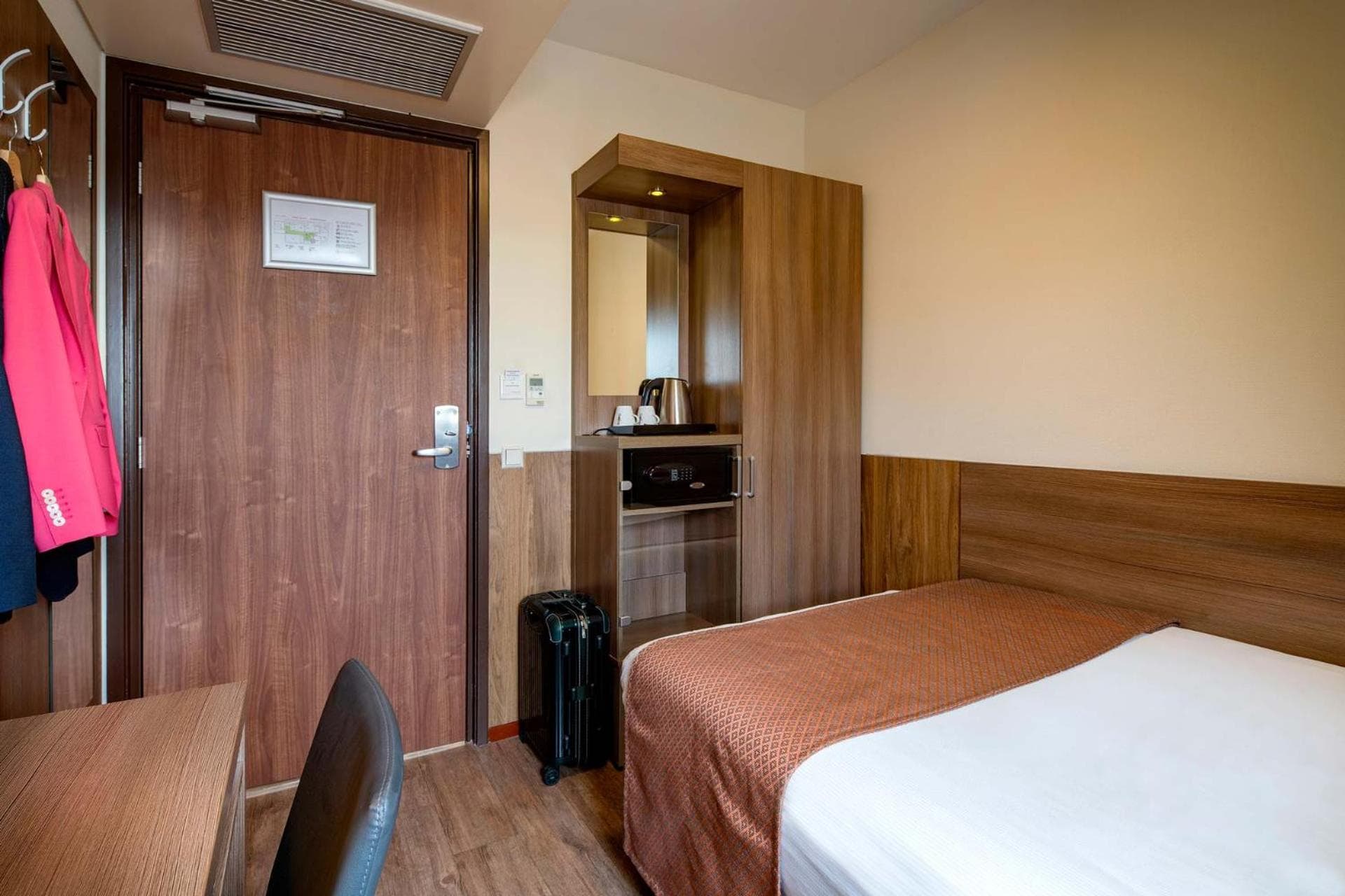 OZO Hotels Cordial Ámsterdam — 11