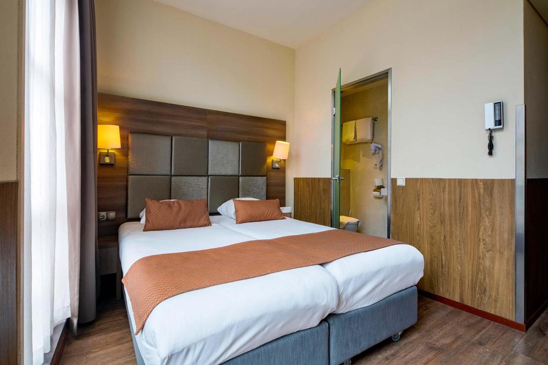 OZO Hotels Cordial Ámsterdam — 20
