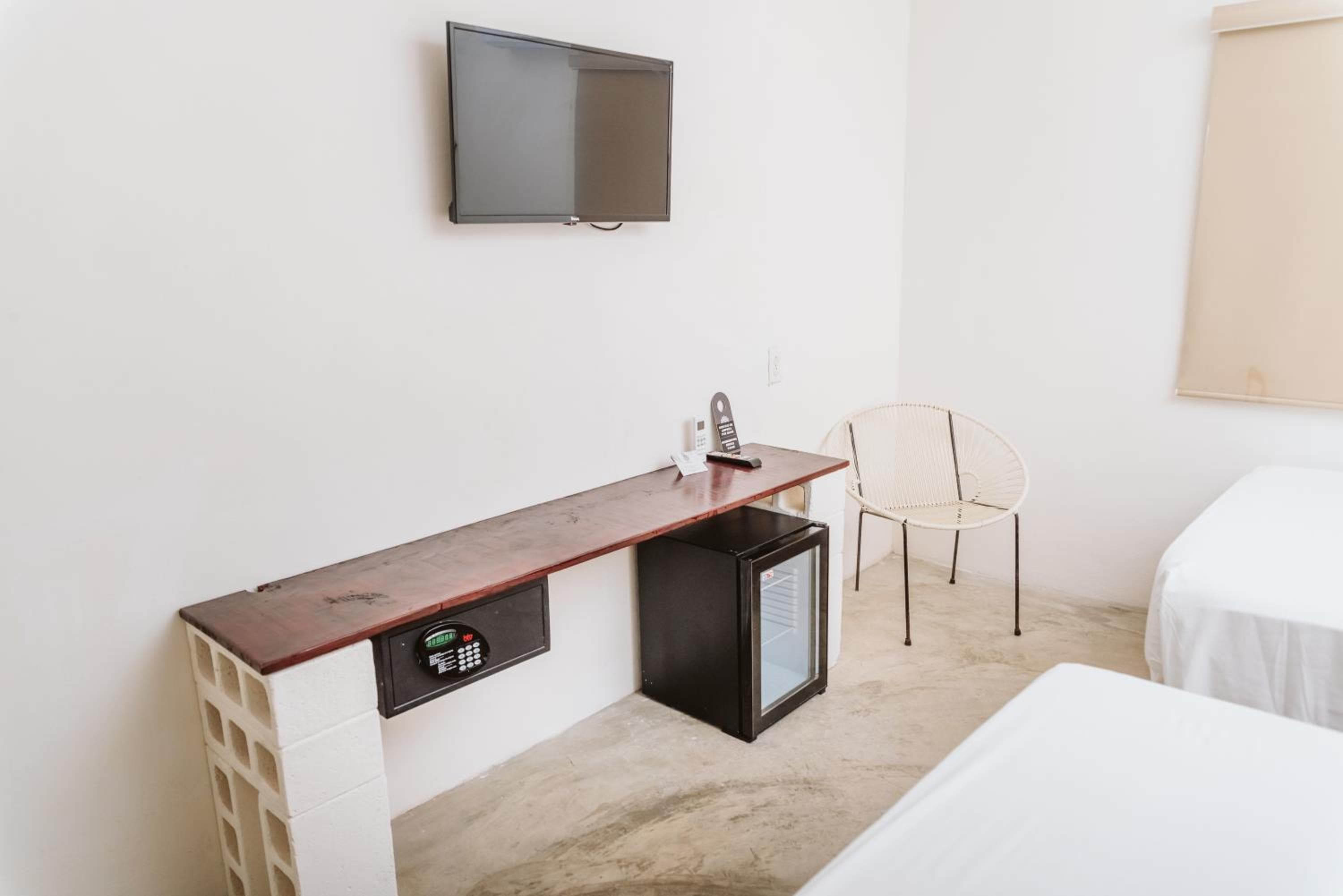 Ahava Hotel — 17